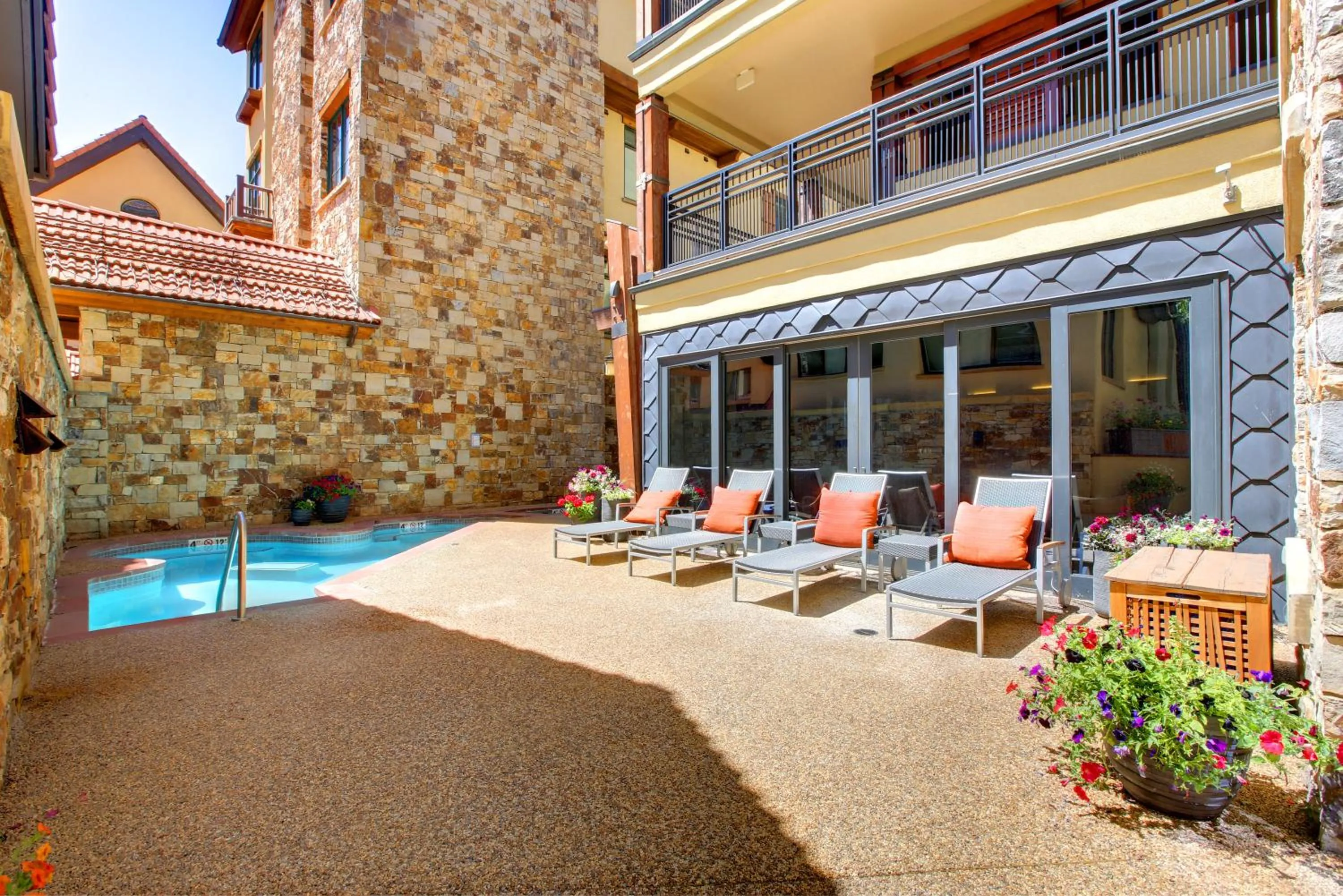 Patio in Lumiere by Dunton