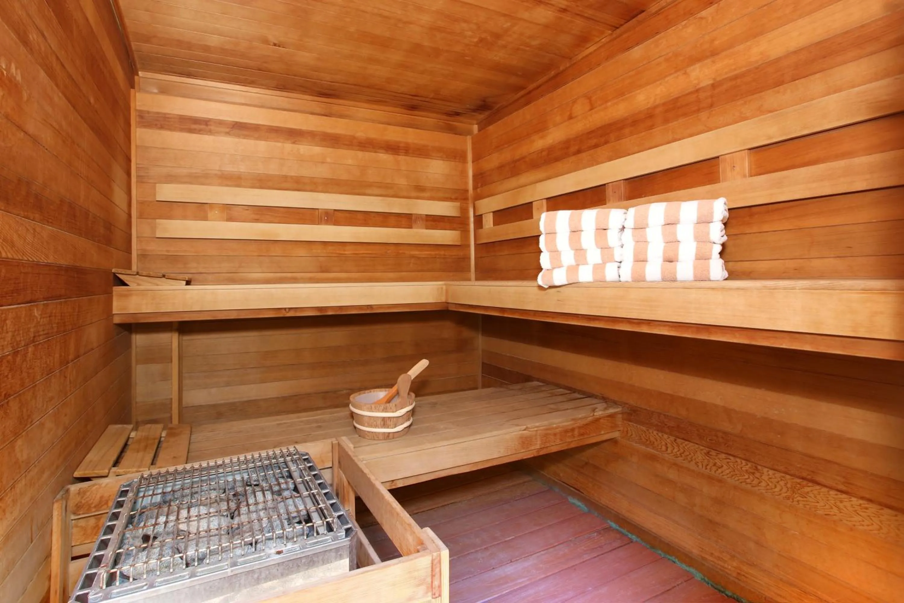 Sauna in Lumiere by Dunton