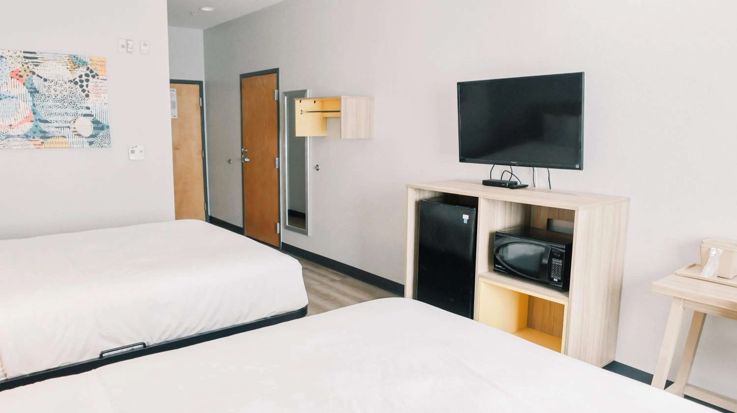 Bedroom, Bed in Microtel Inn & Suites by Wyndham Gulf Shores