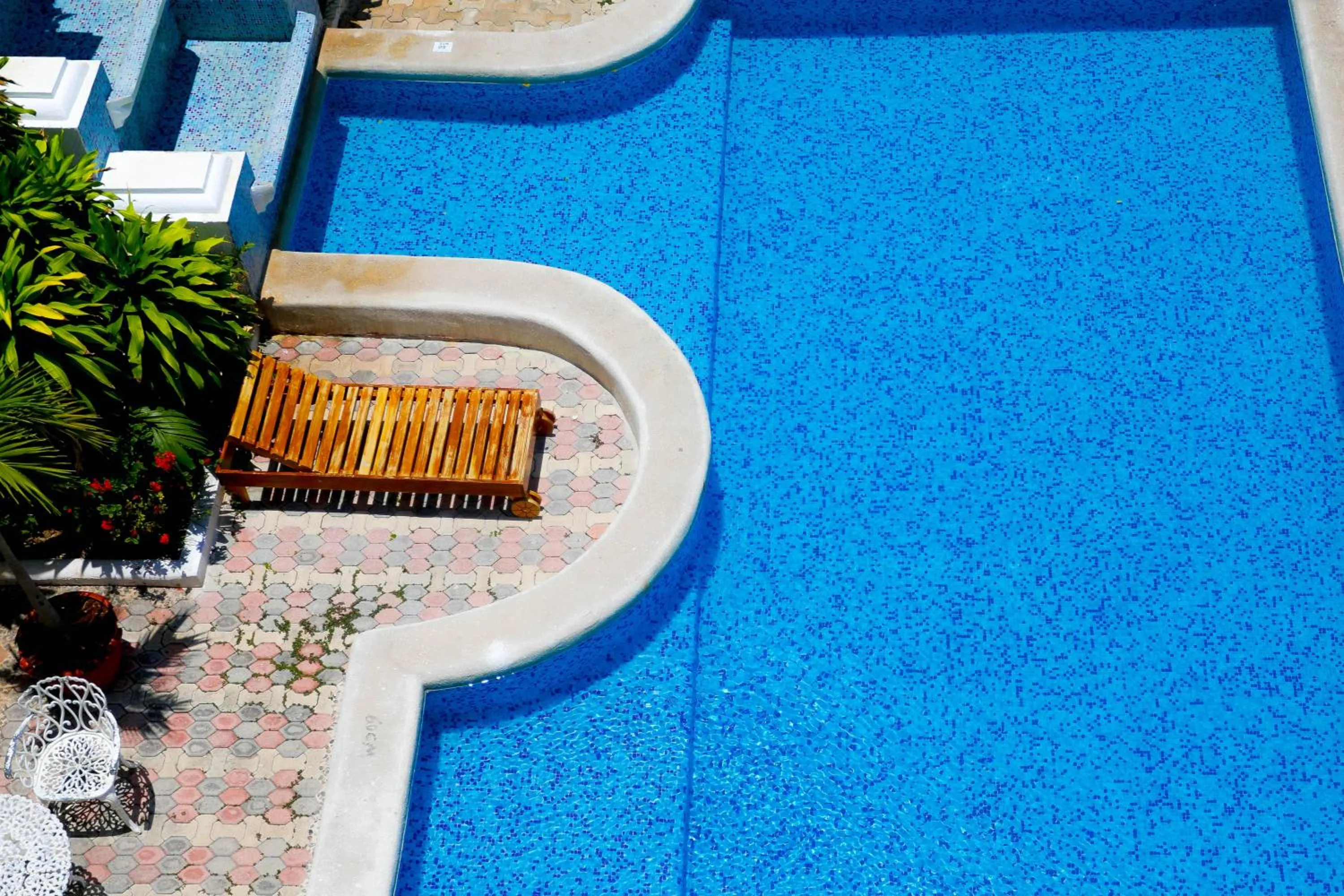 Swimming pool in Hotel Maria de Lourdes