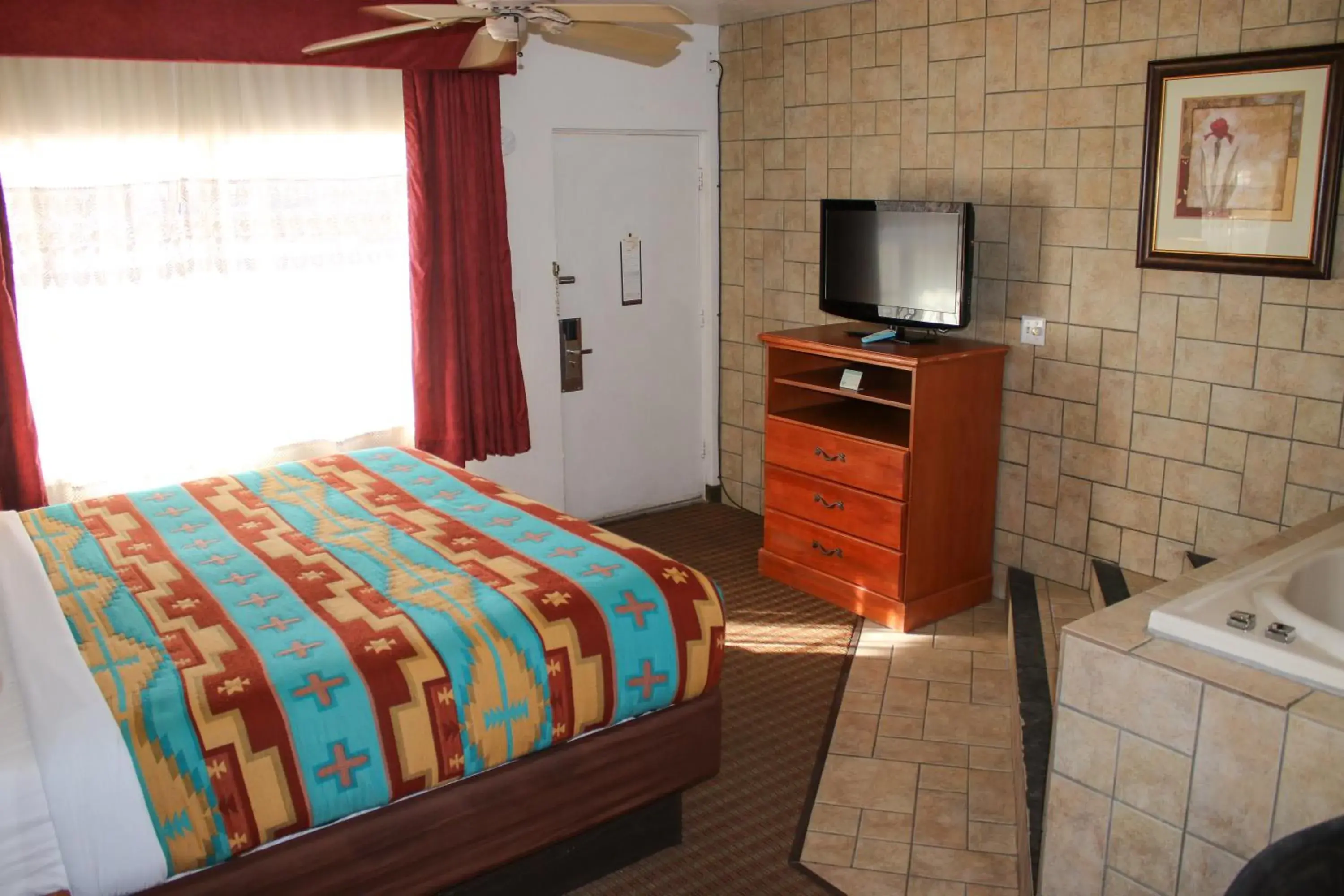 Photo of the whole room, Bed in The Classic Desert Aire Hotel Photo of the whole room, Bed in The Classic Desert Aire Hotel