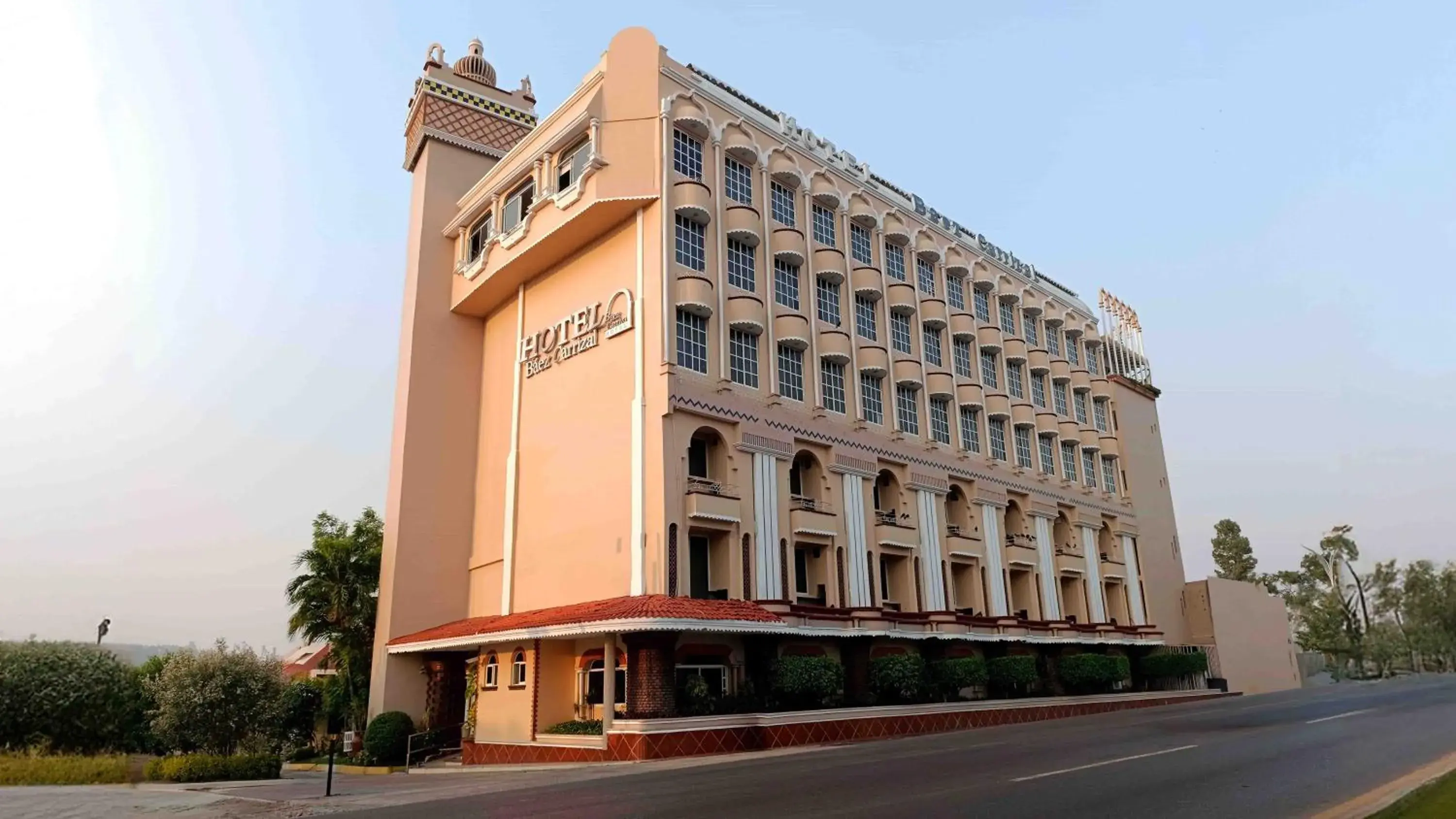 Property building in Hotel Báez Carrizal Property building in Hotel Báez Carrizal