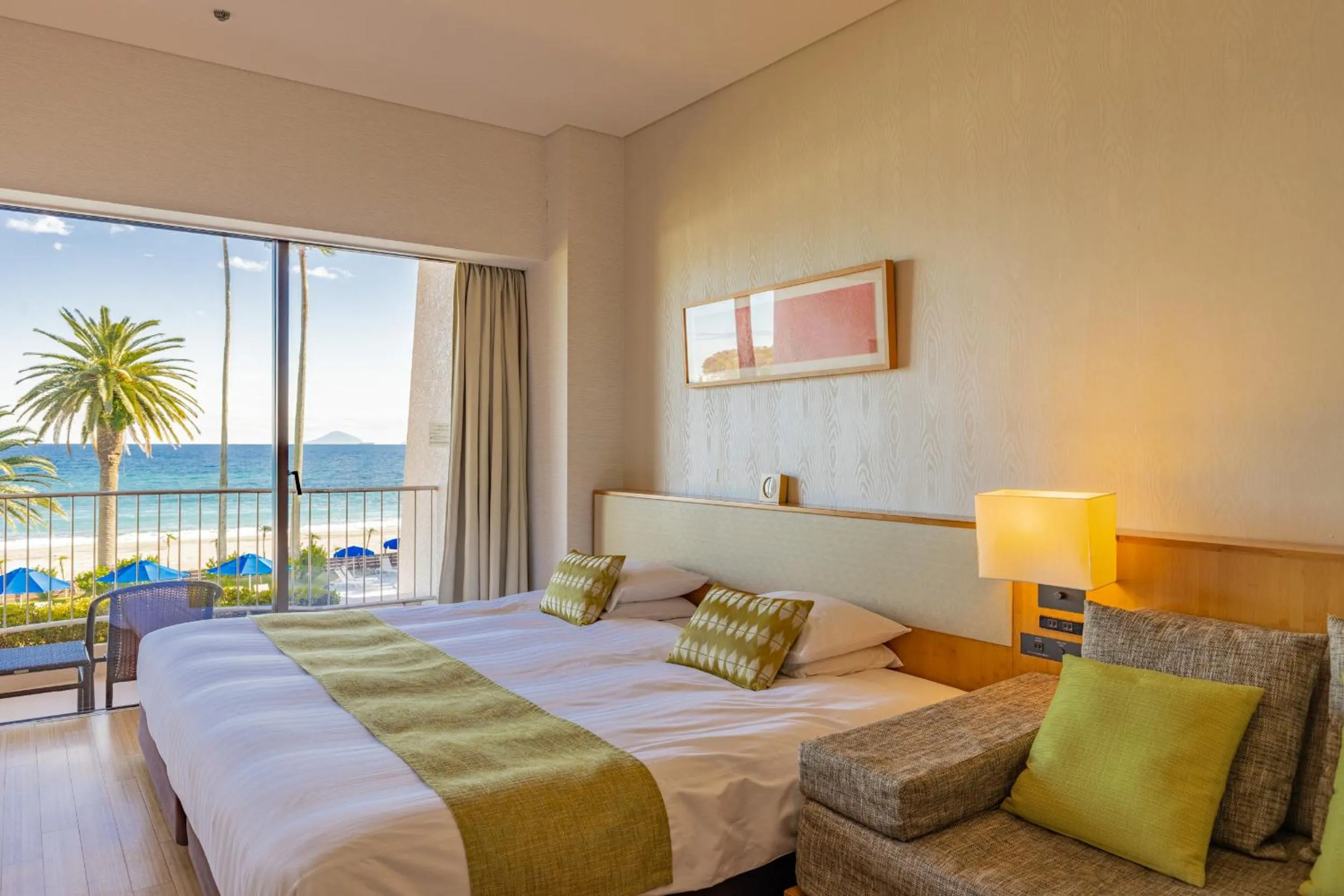 Bed in Izu Imaihama Tokyu Hotel