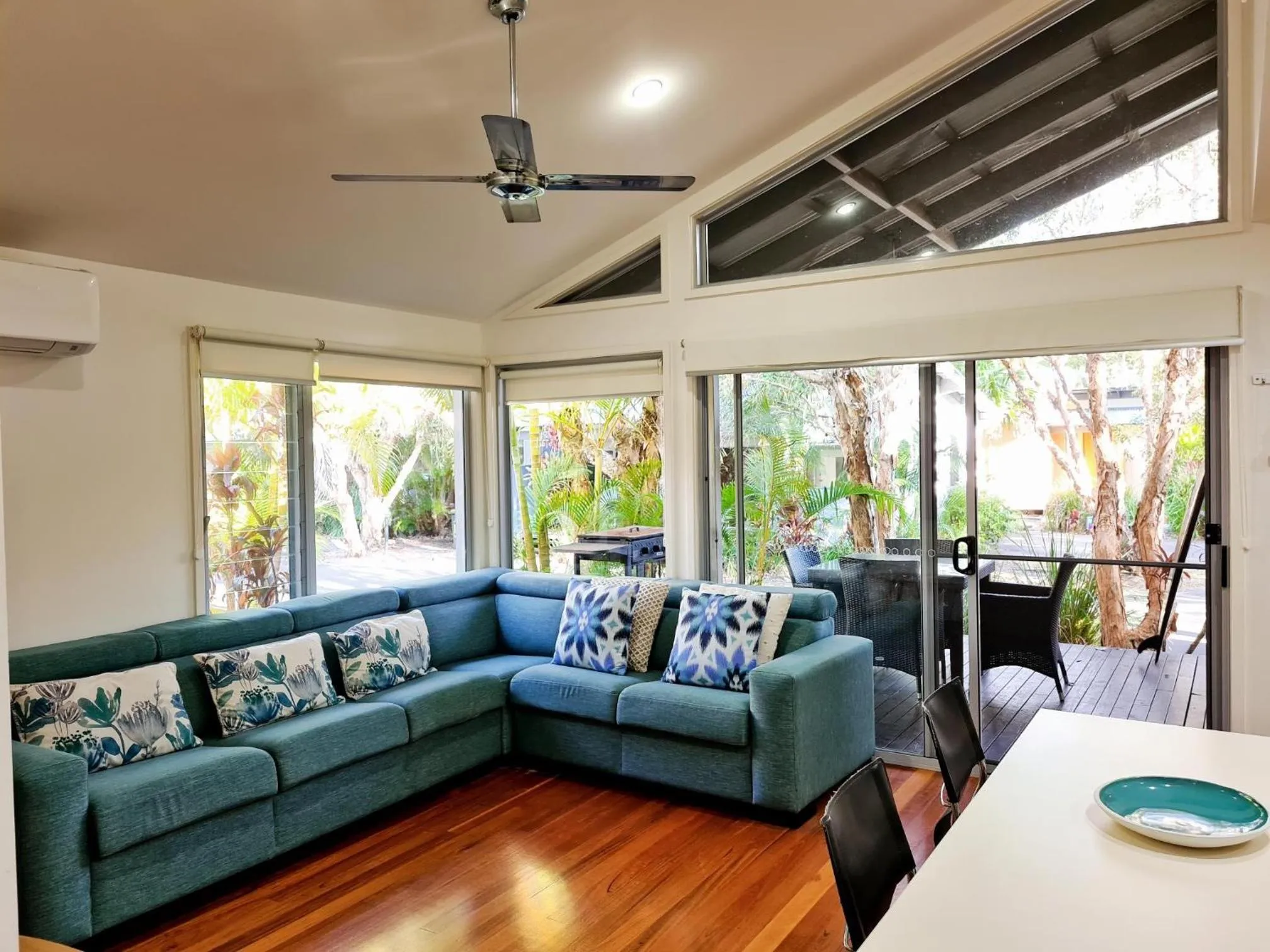 Living room in Mobys Beachside Retreat