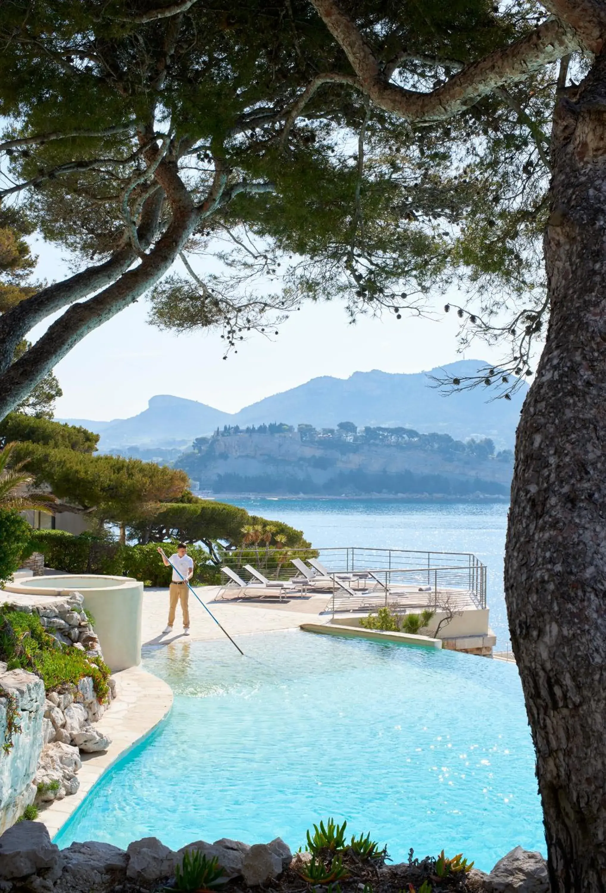 Nearby landmark, Swimming Pool in Hôtel Les Roches Blanches Cassis