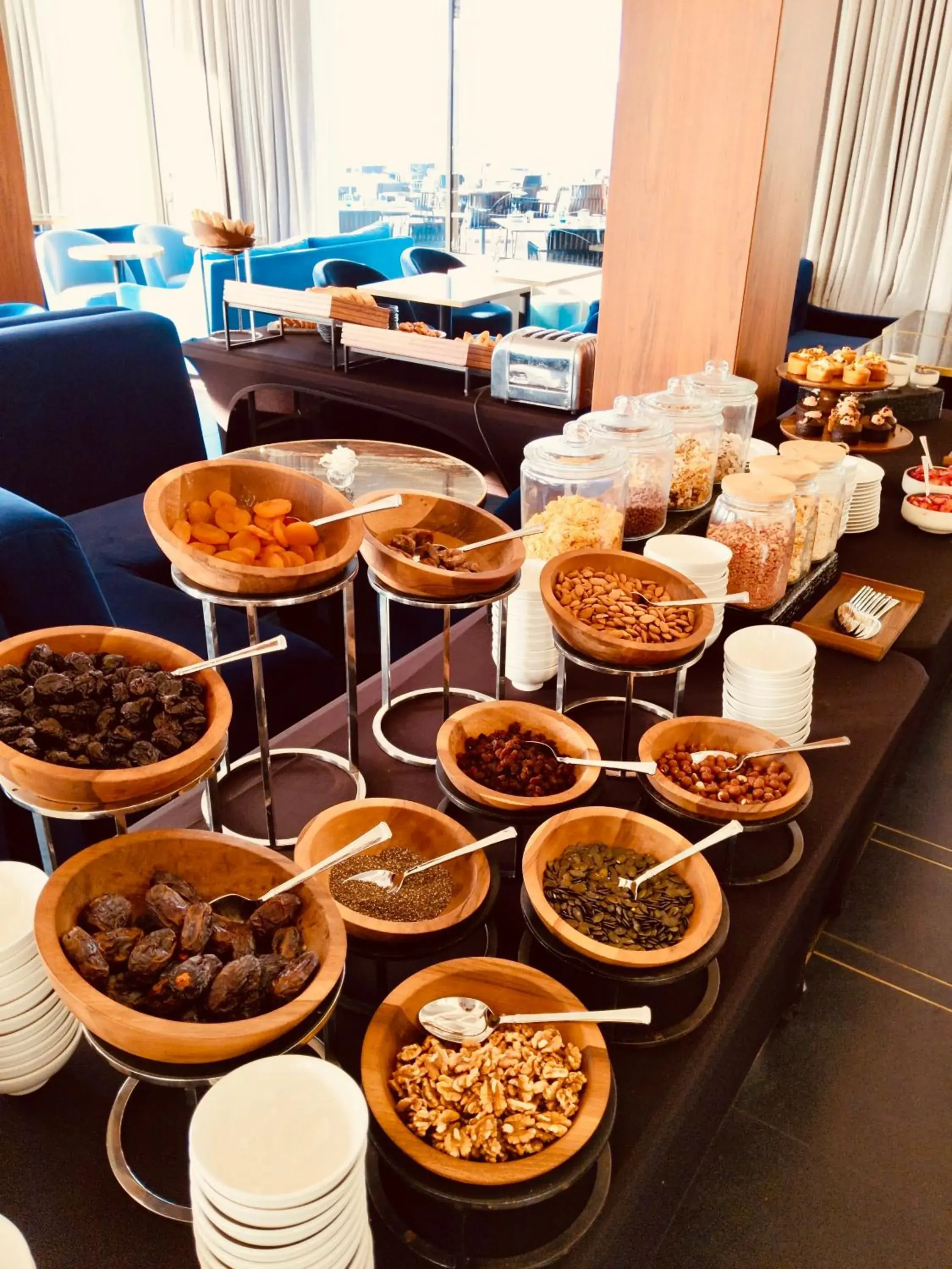 Continental breakfast in Hôtel Les Roches Blanches Cassis