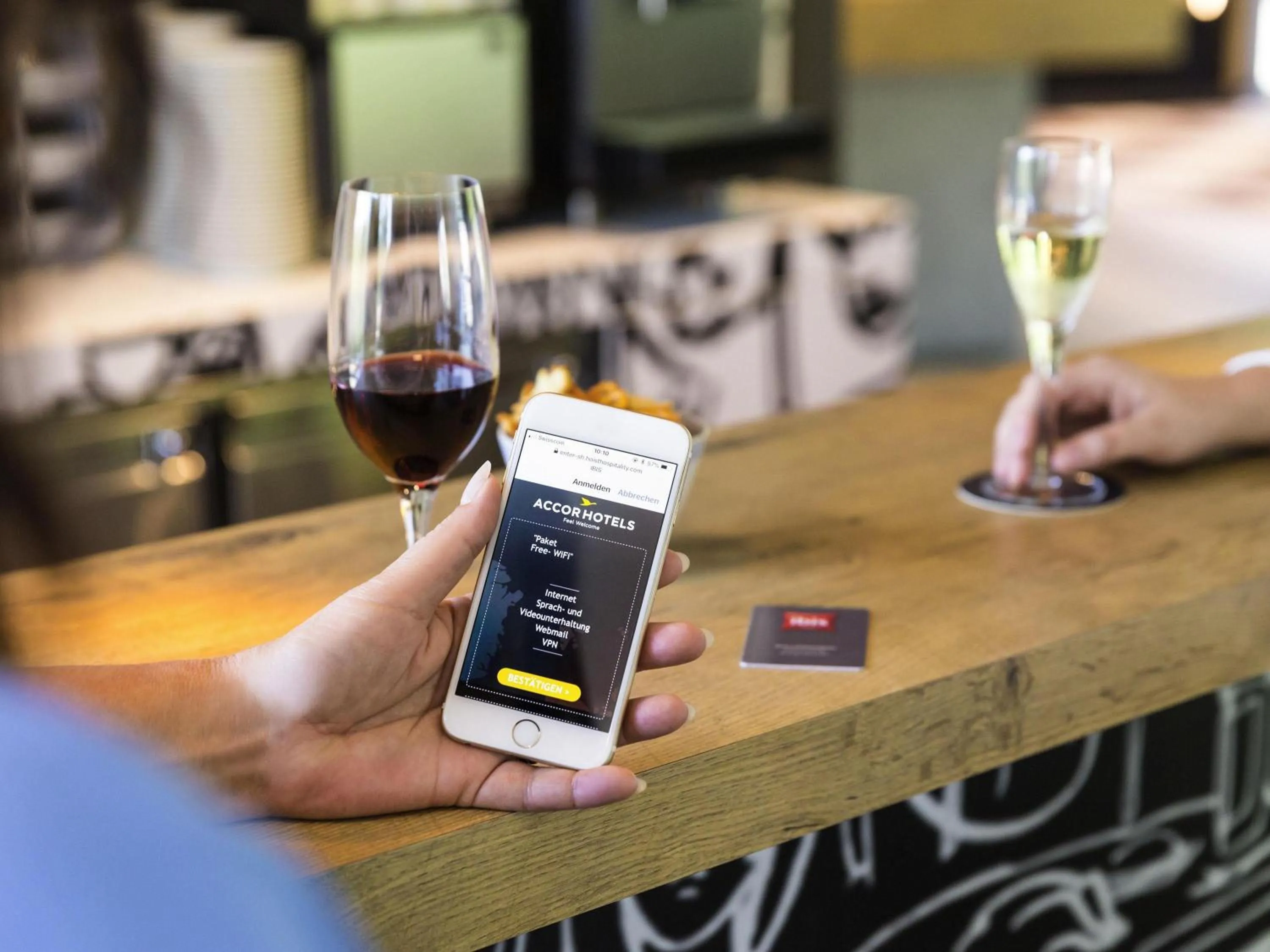 Lounge or bar in ibis Baden Neuenhof