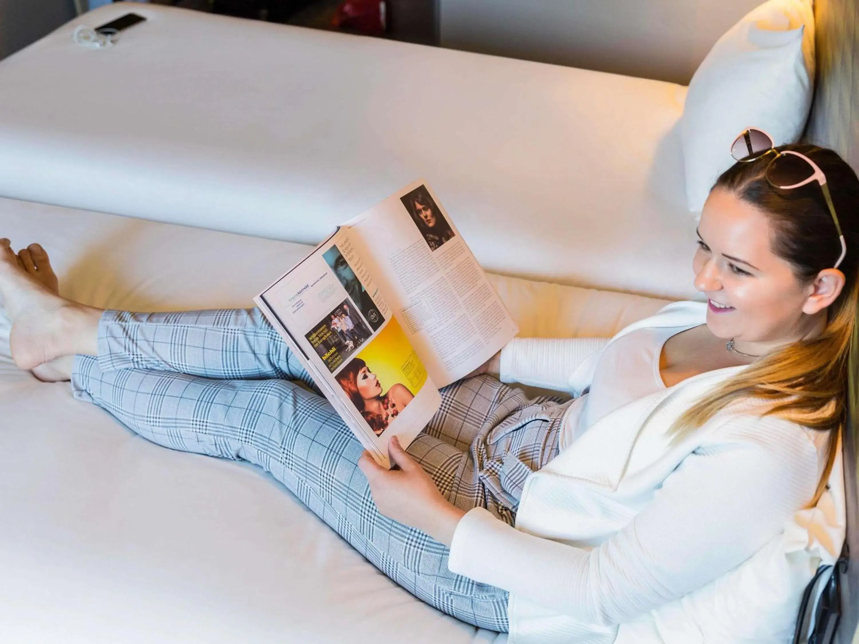 Bedroom, Bed in ibis Baden Neuenhof Bedroom, Bed in ibis Baden Neuenhof