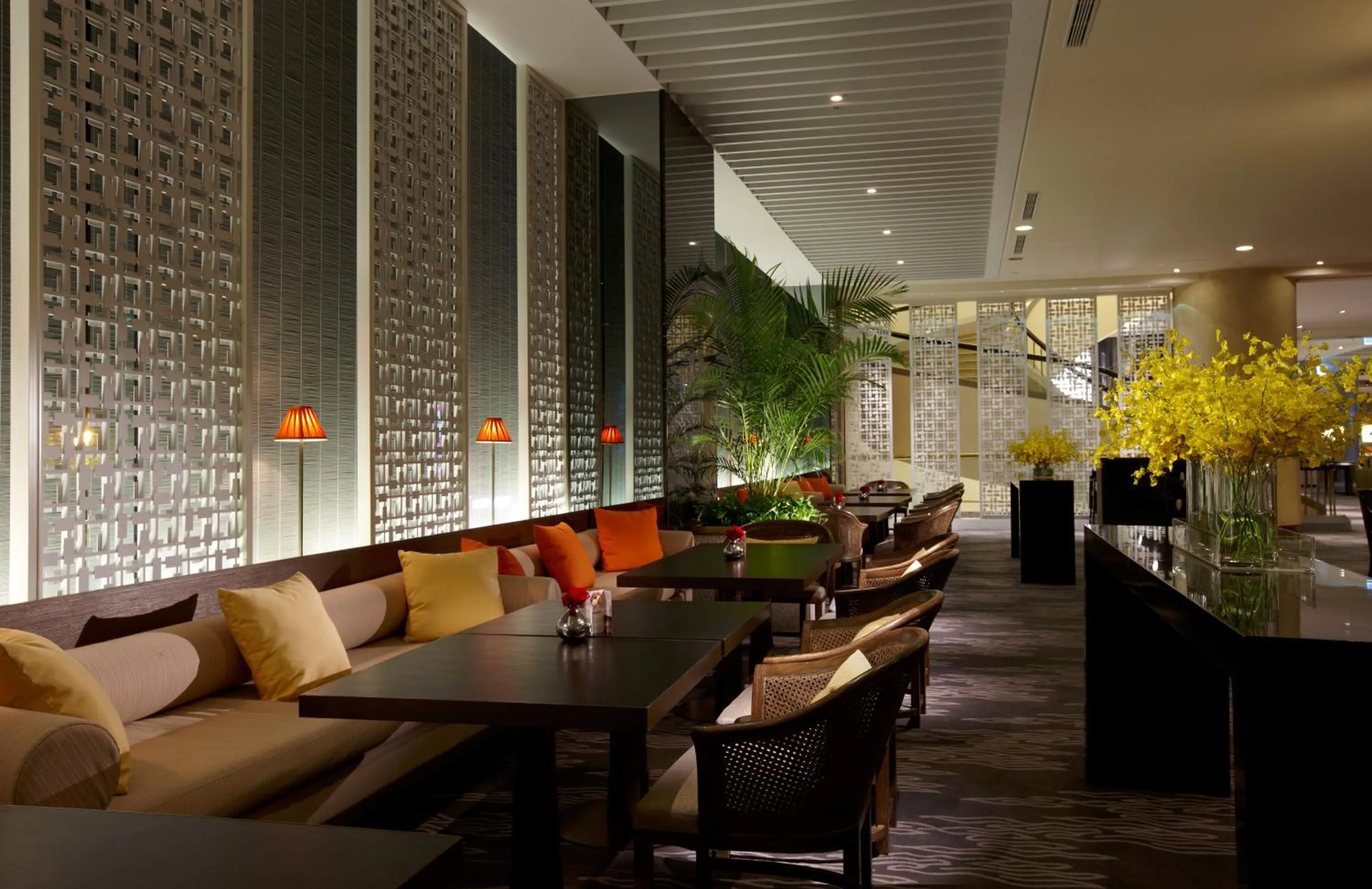 Restaurant/places to eat in Regent Taipei