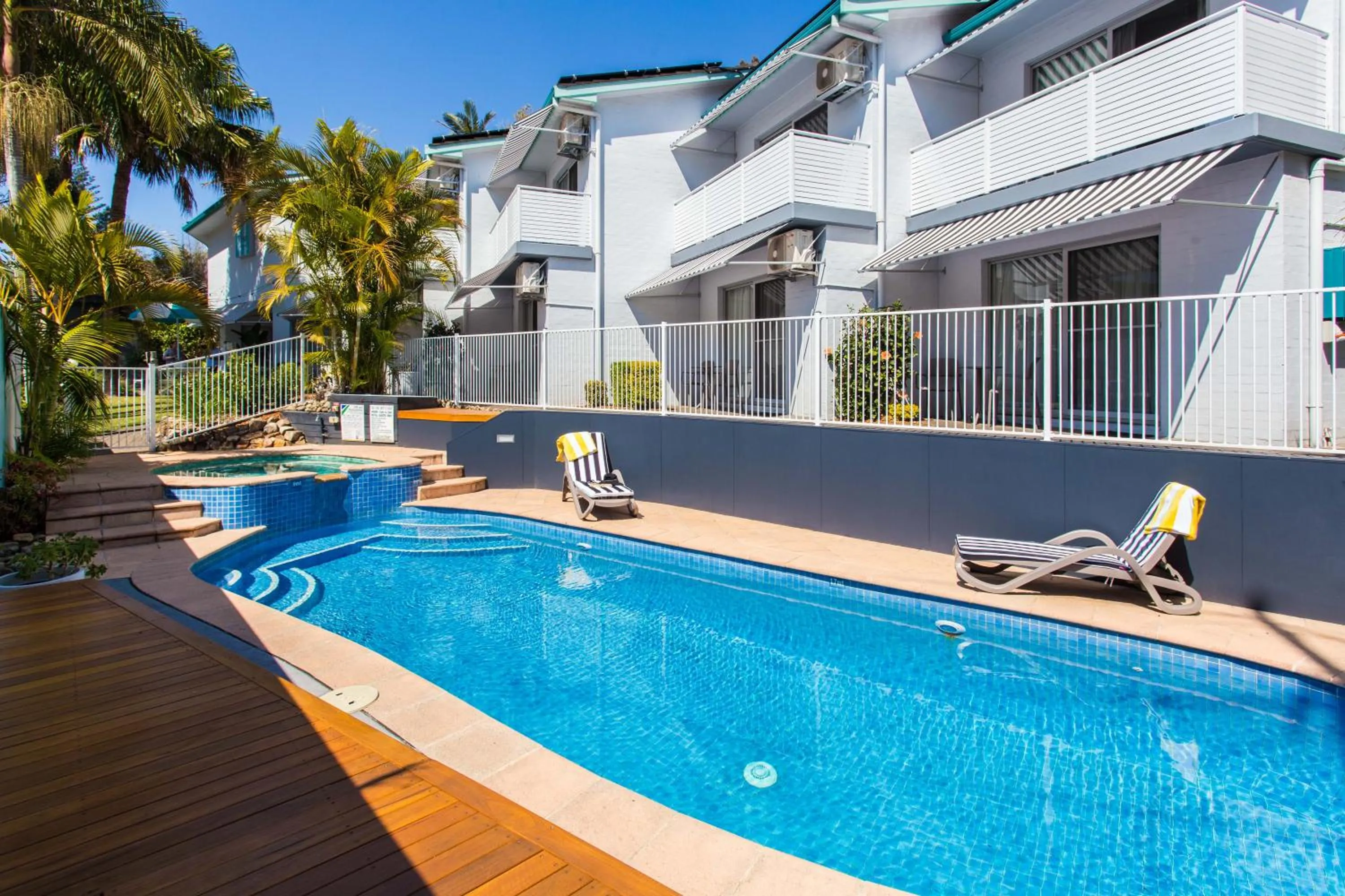 Property building in Blueys Motel