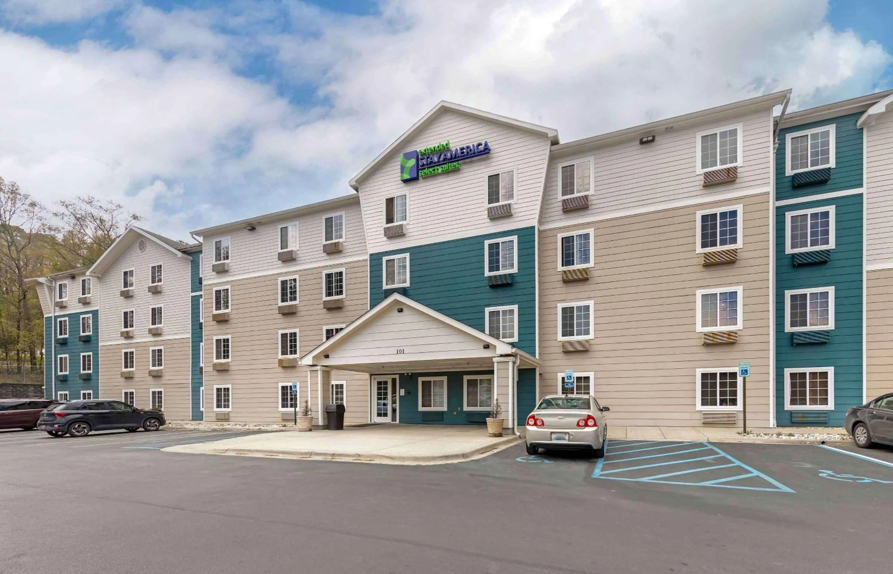 Property building in Extended Stay America Select Suites - Birmingham - Pelham