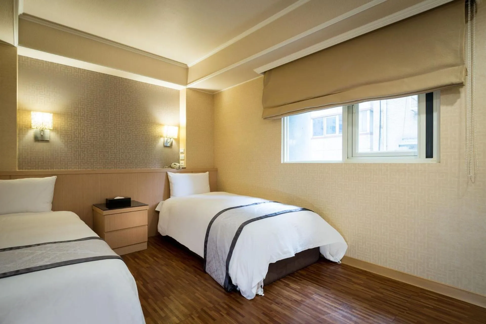 Photo of the whole room, Bed in Good Life Hotel - Shang Hwa
