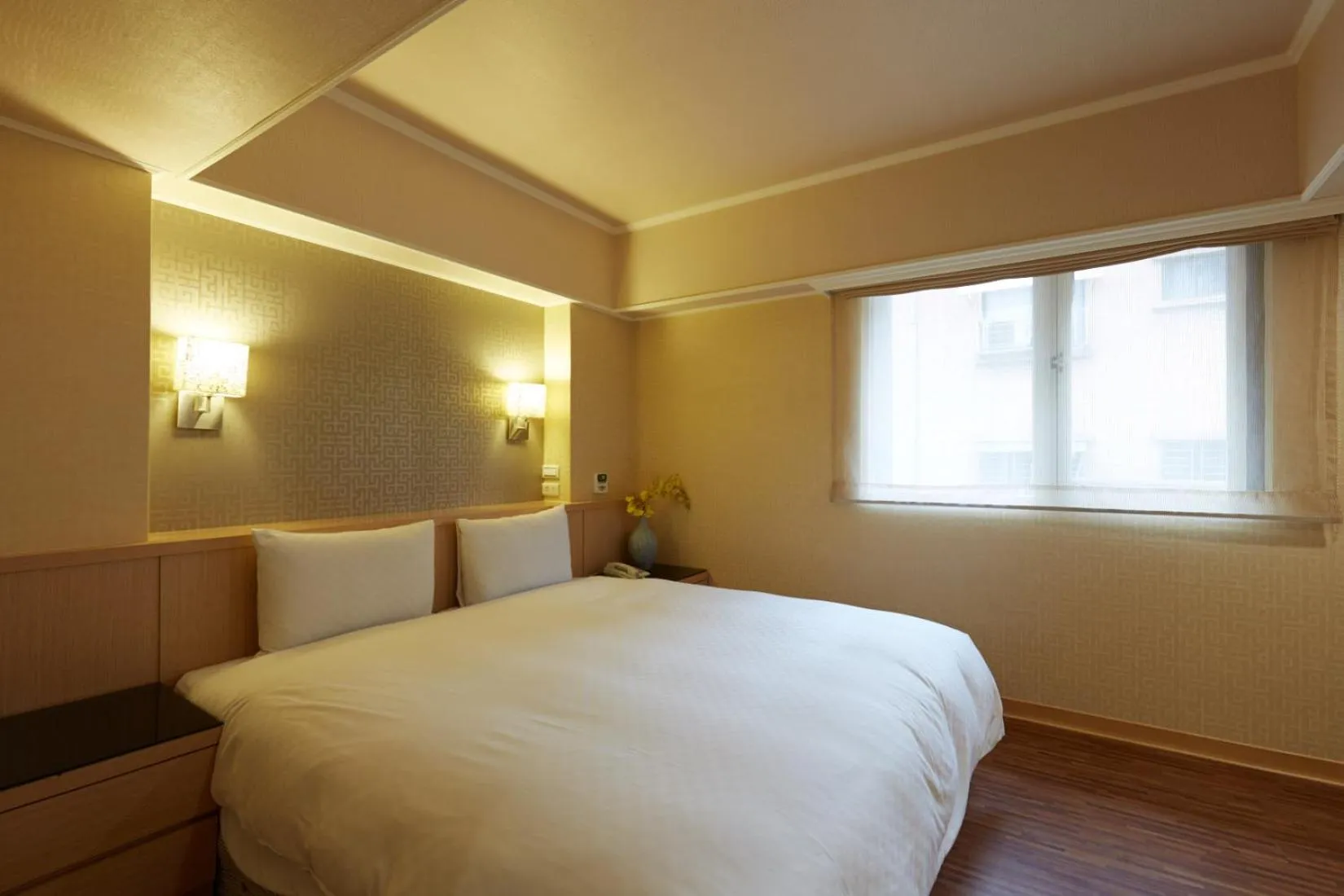 Bed in Good Life Hotel - Shang Hwa