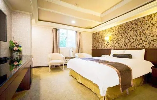 Bed in Good Life Hotel - Shang Hwa