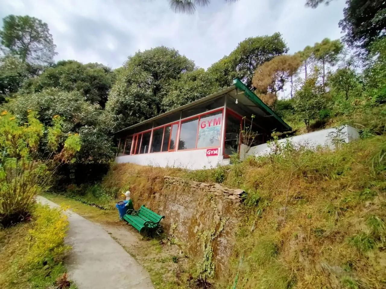 Fitness centre/facilities in Blue Pine Resort