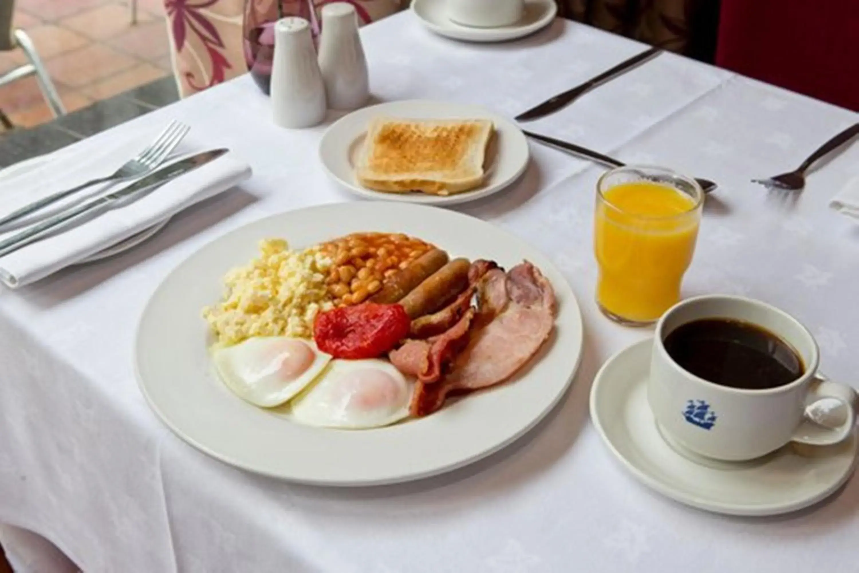 Food and drinks in Ranveli Beach Resort Food and drinks in Ranveli Beach Resort