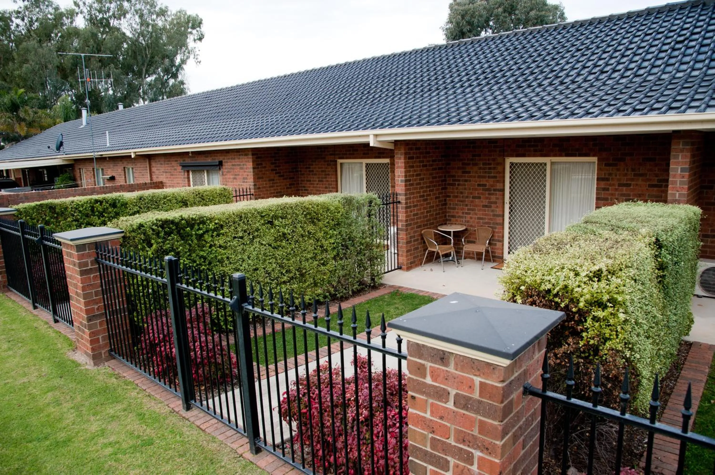 Street view in Sportsmans Motor Inn