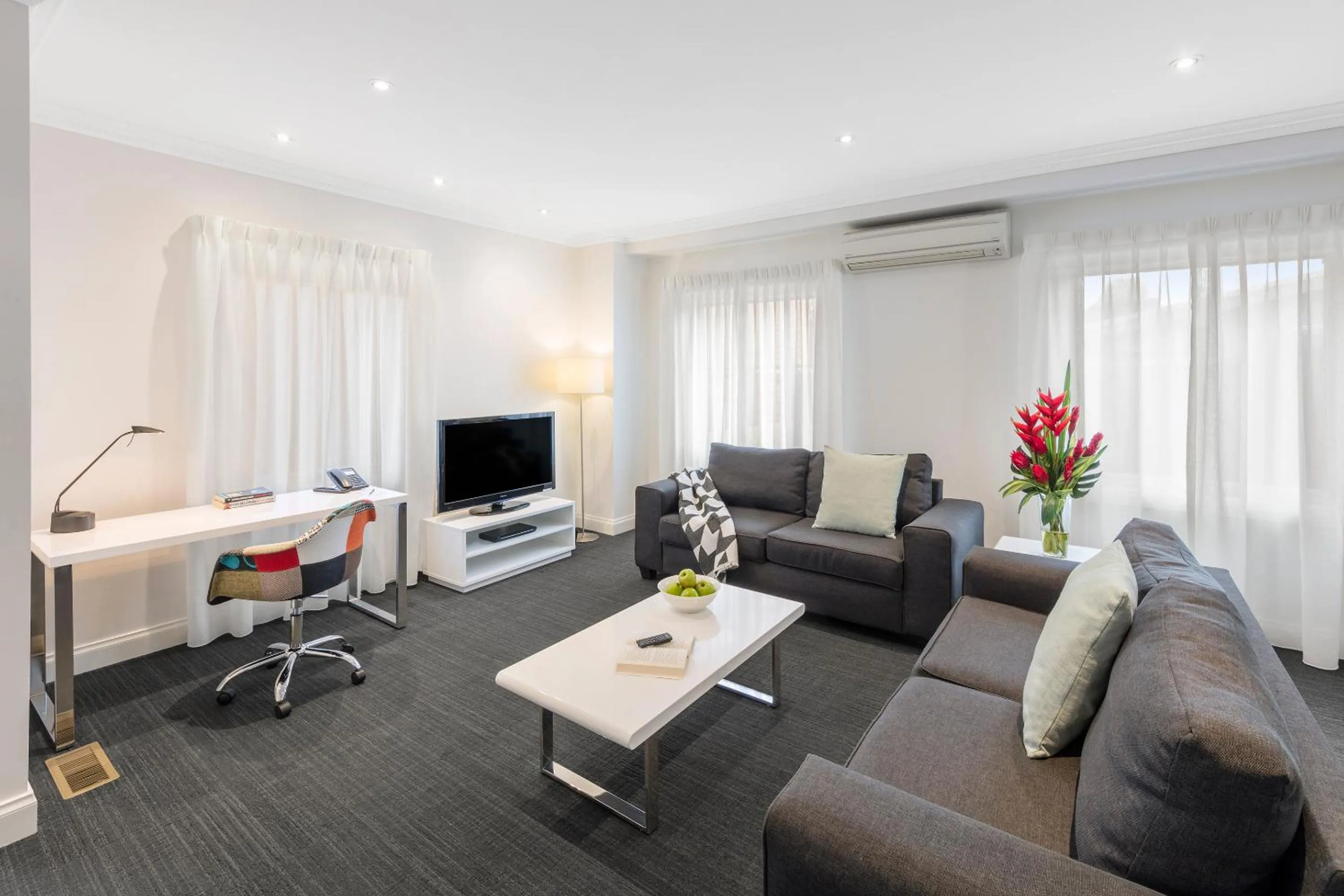 Living room in Kimberley Gardens Hotel, Serviced Apartments and Serviced Townhouses