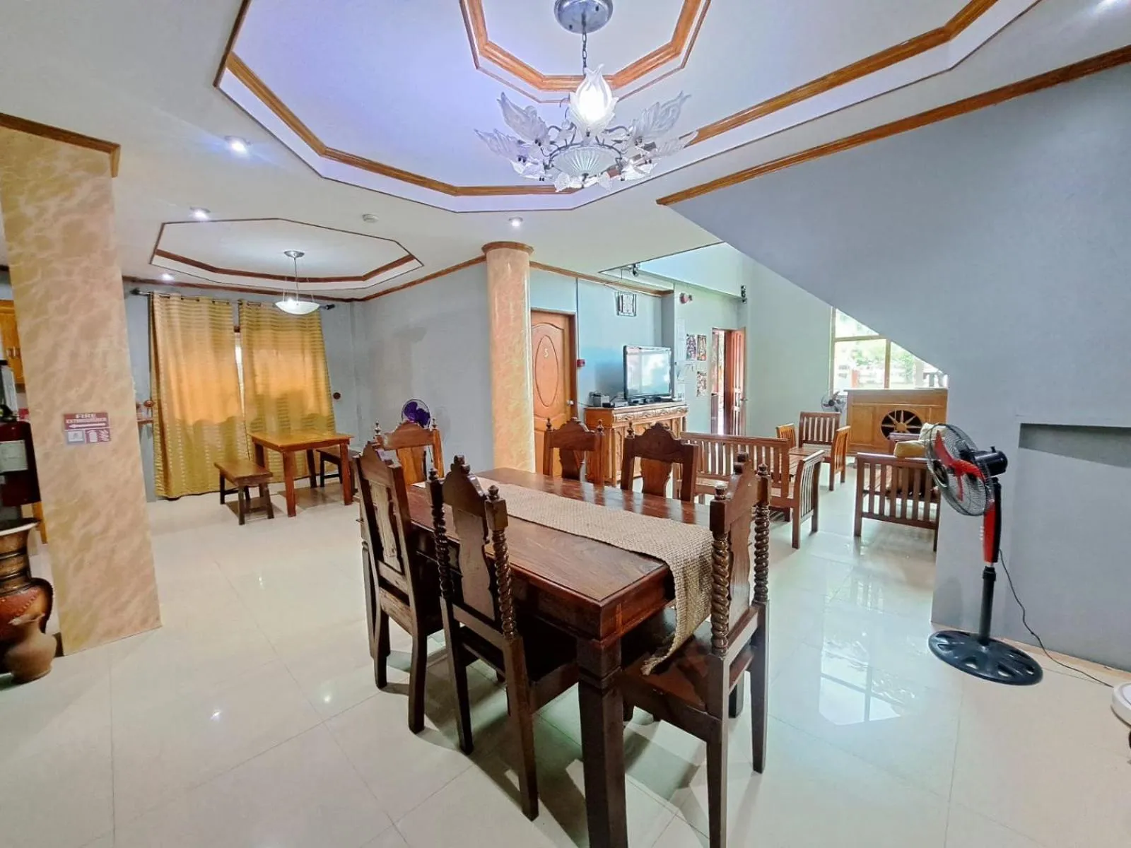 The Orange House - Vigan Villa