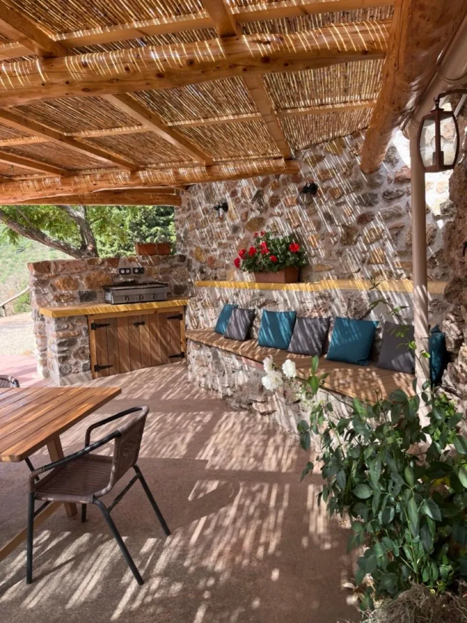 Patio in Chambres d'hôtes Gîte Saint Roch