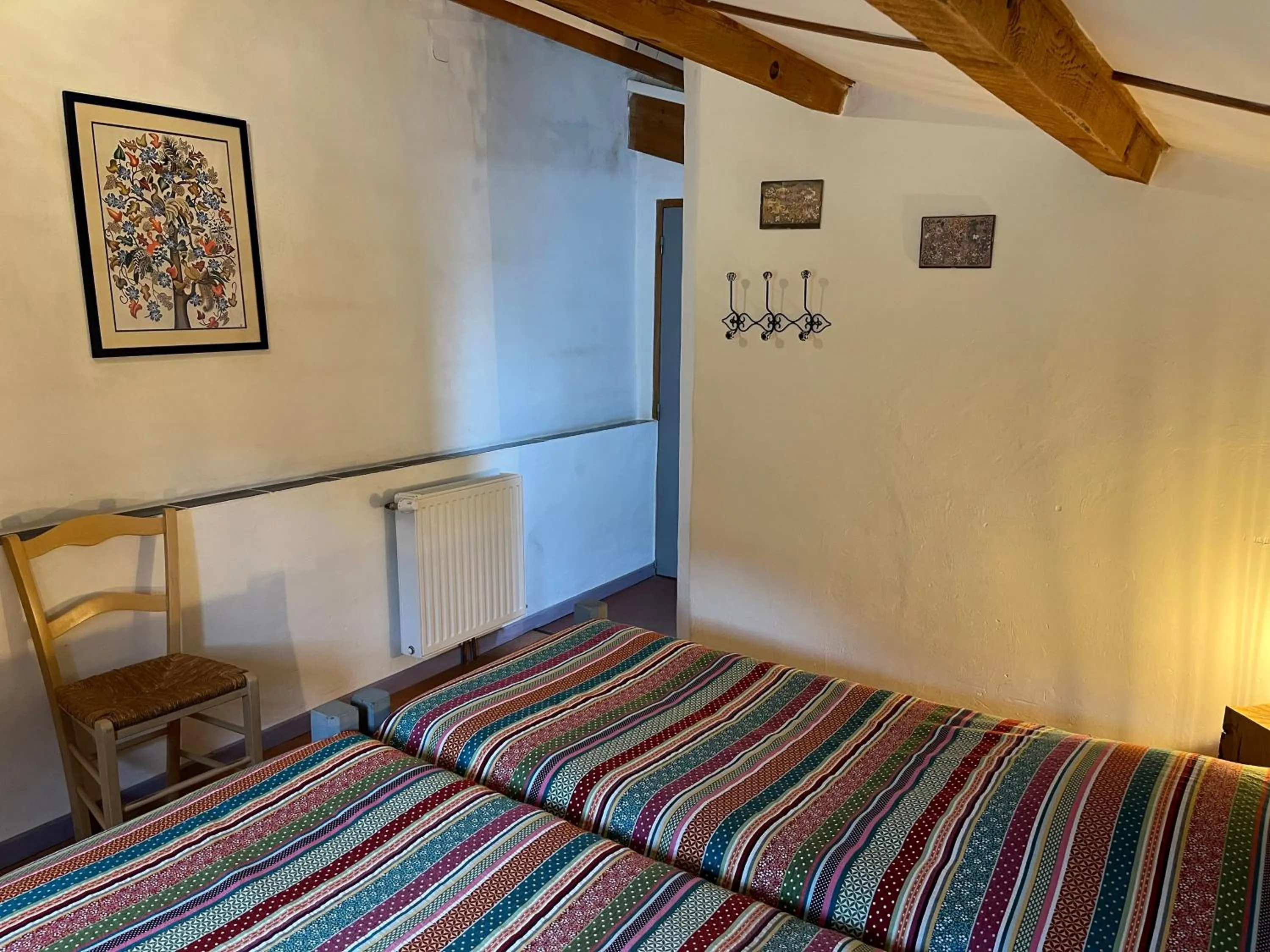 Photo of the whole room, Bed in Chambres d'hôtes Gîte Saint Roch