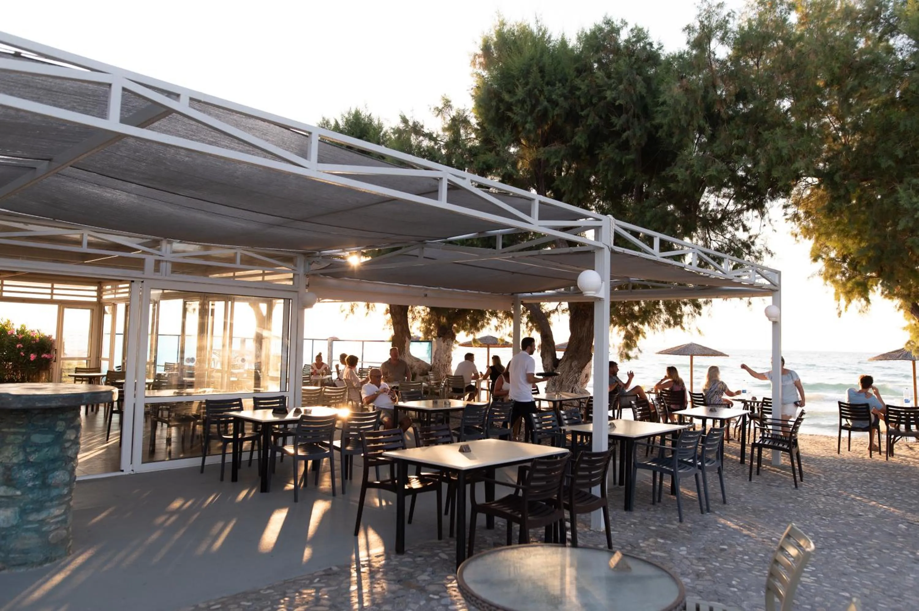 Restaurant/places to eat in Costa Angela Seaside Resort