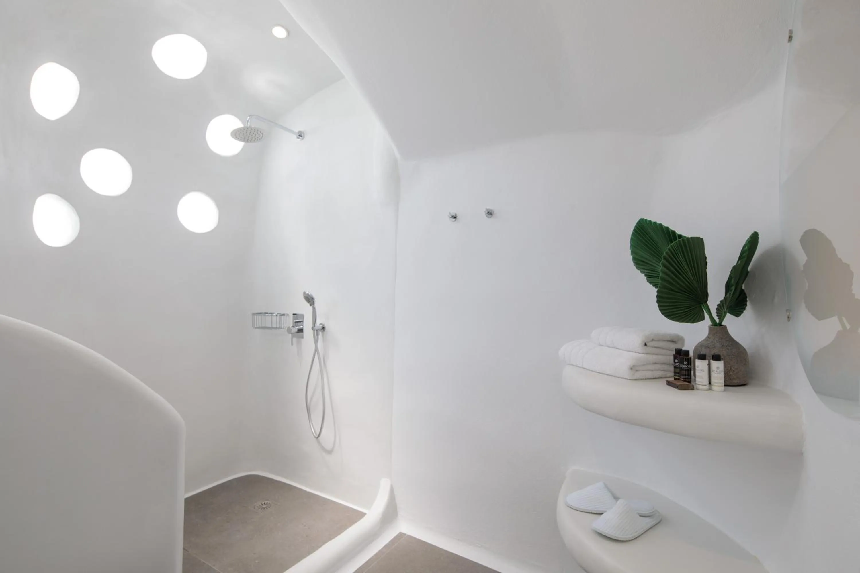 Shower in Naxos Cave Suites