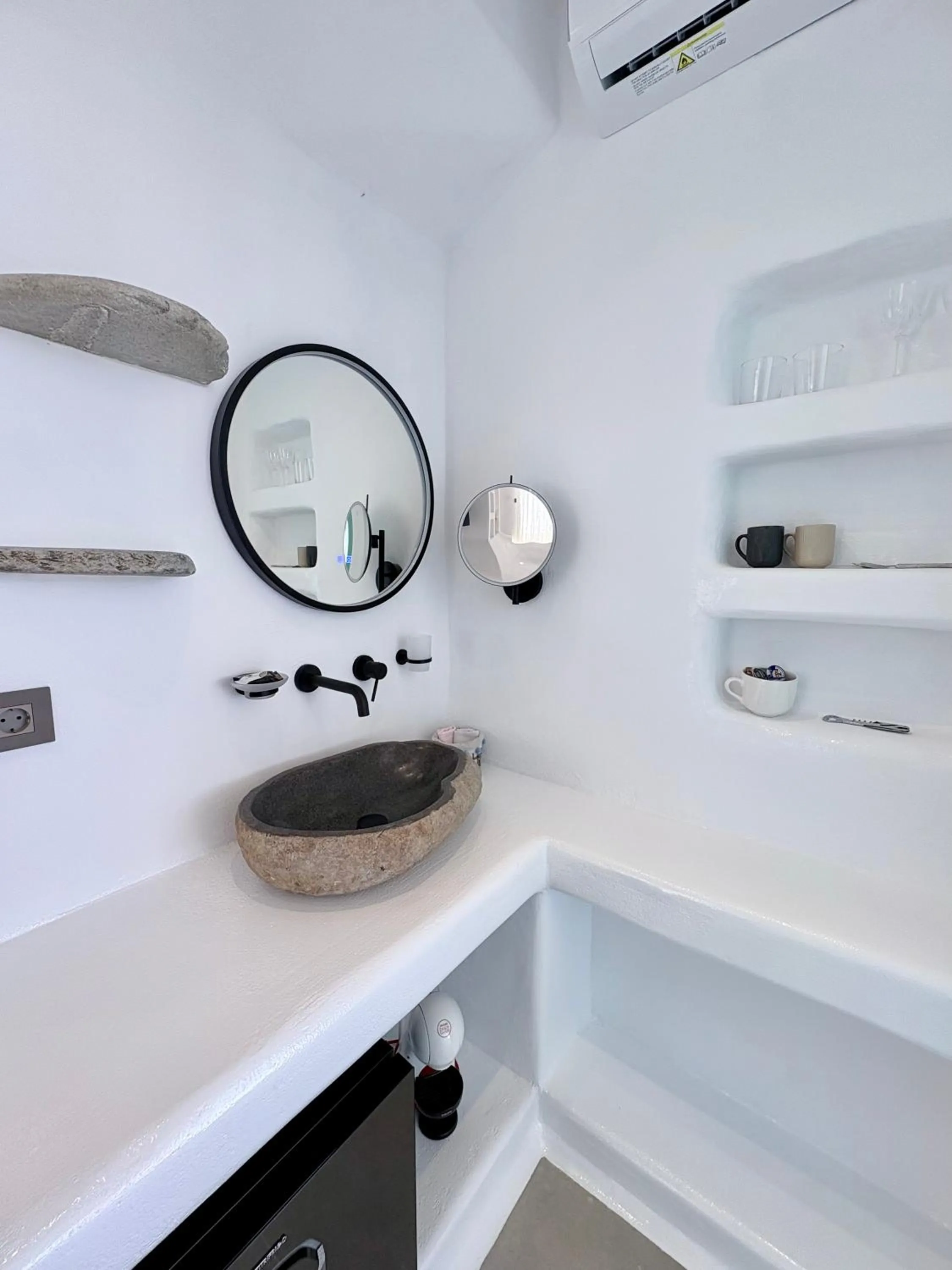 Naxos Cave Suites