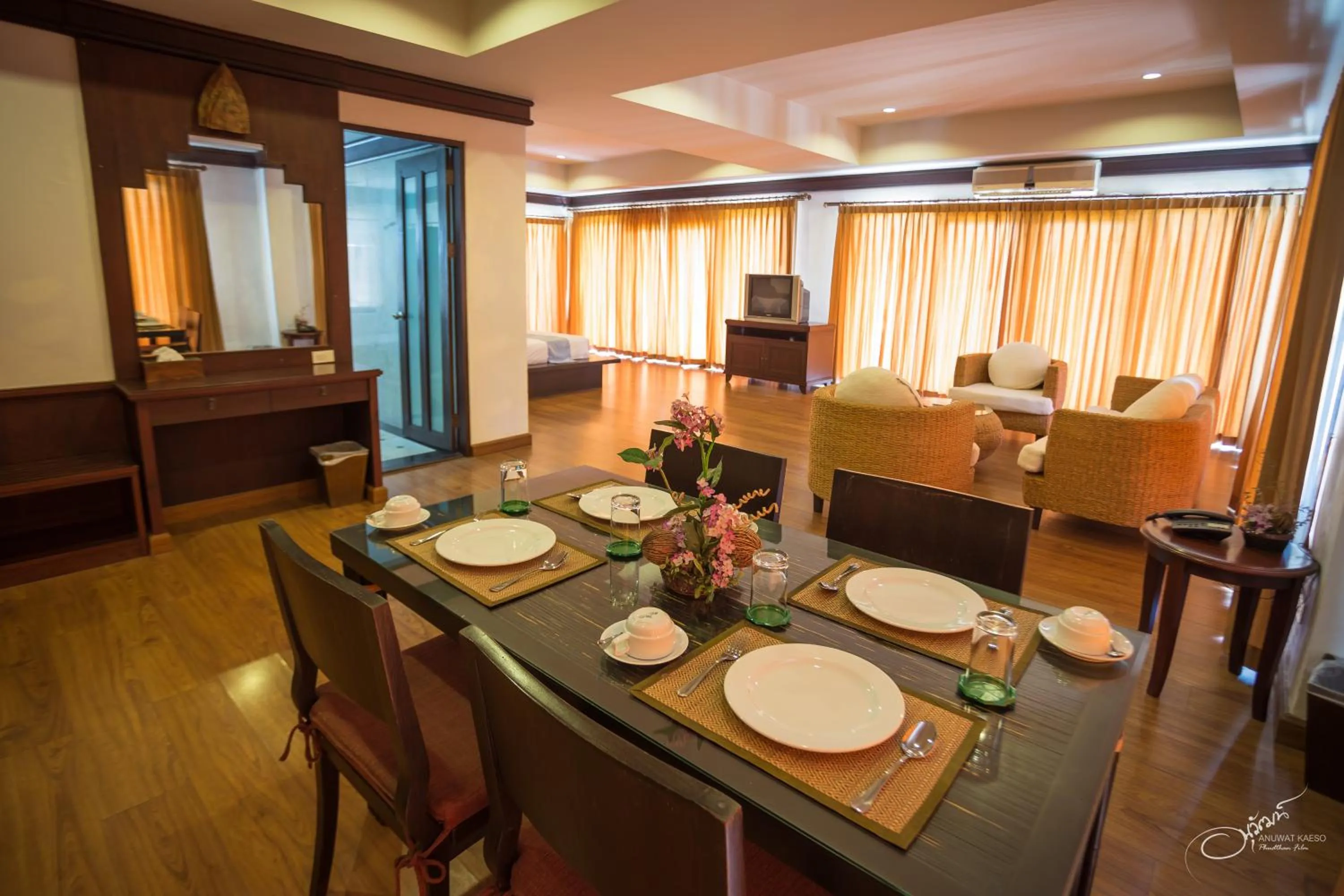 Photo of the whole room in Gassan Legacy Golf Club