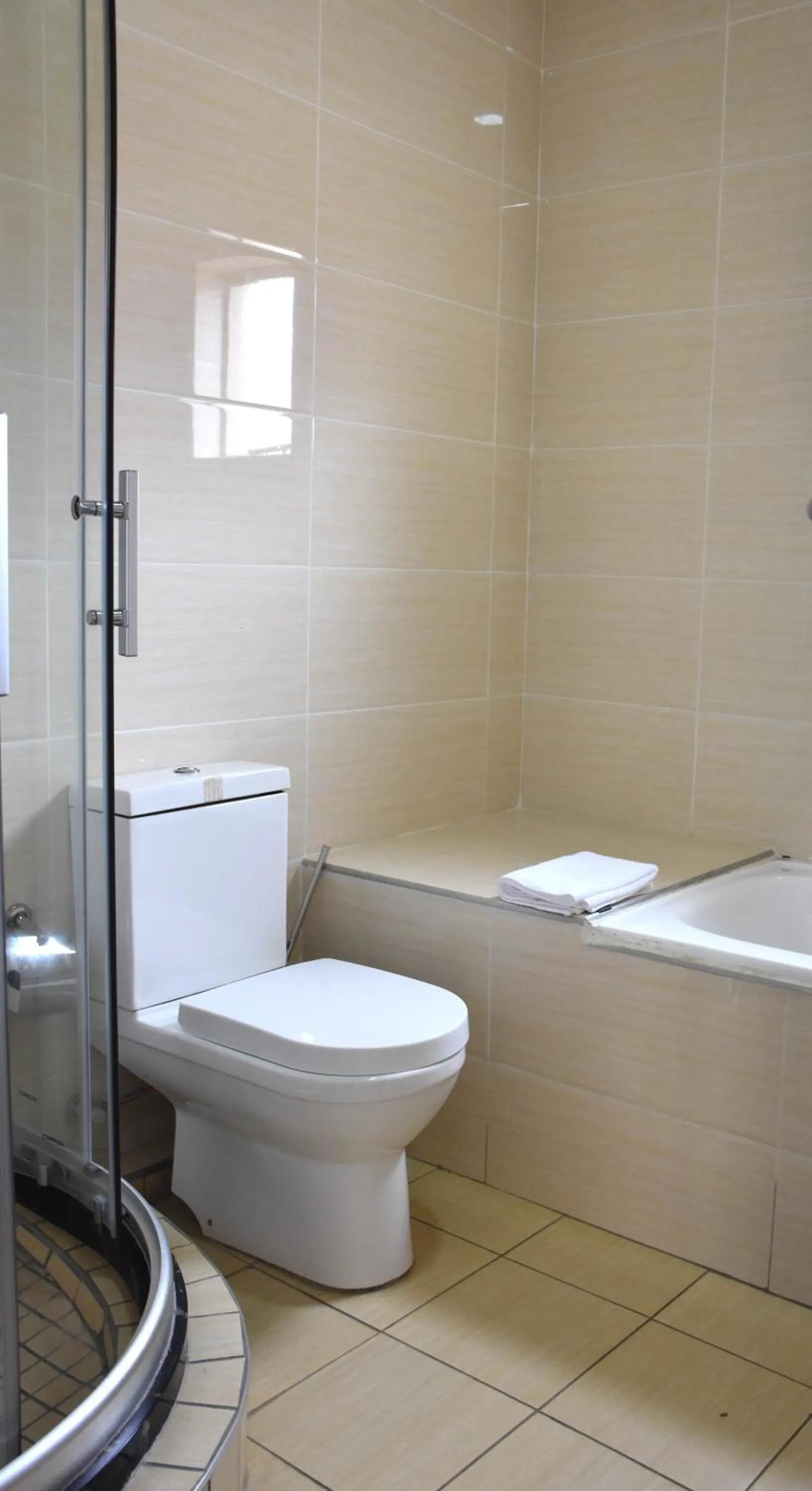Toilet in Magville Guest House