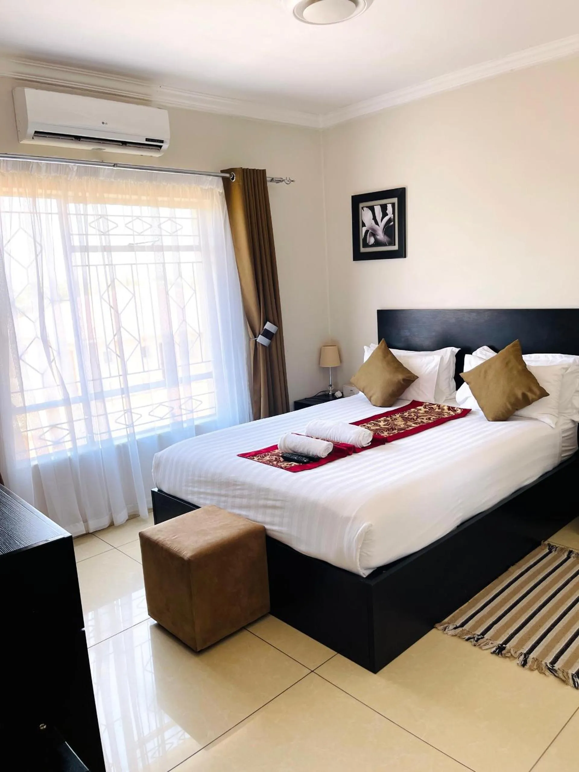 Bedroom, Bed in Magville Guest House