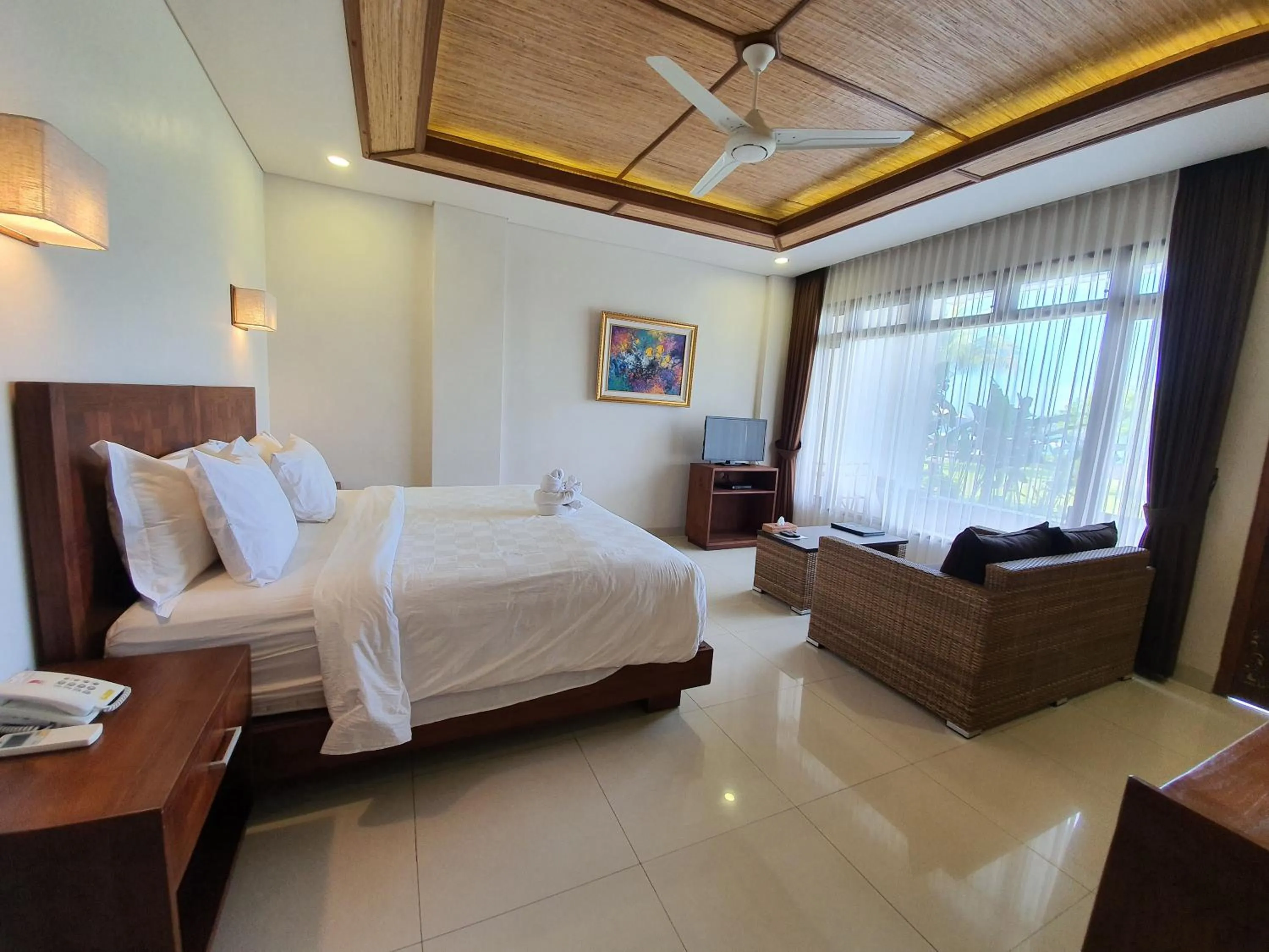 Photo of the whole room, Bed in Hotel Genggong