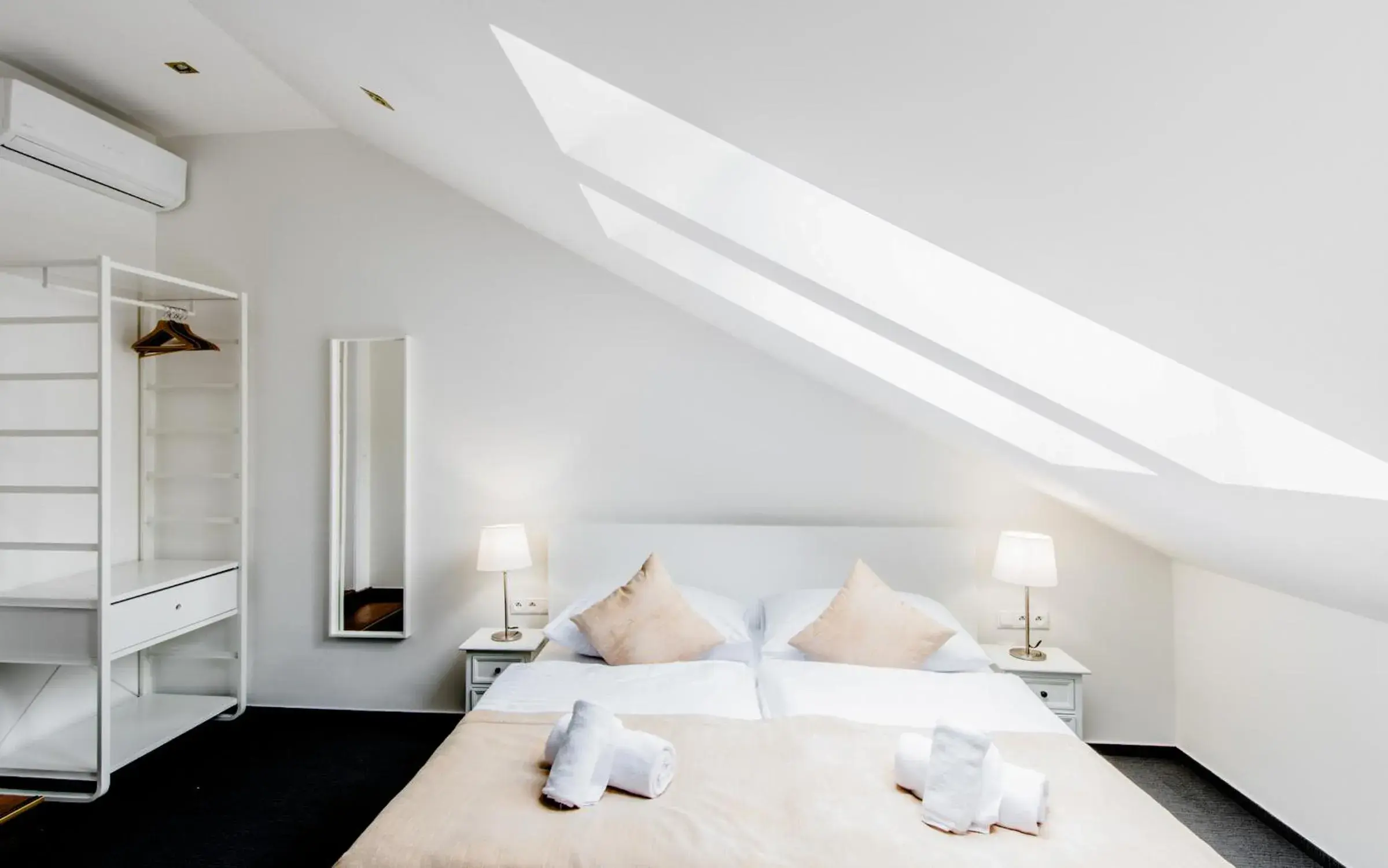 King Room with Two King Beds - single occupancy in Downtown Bratislava B&B King Room with Two King Beds - single occupancy in Downtown Bratislava B&B