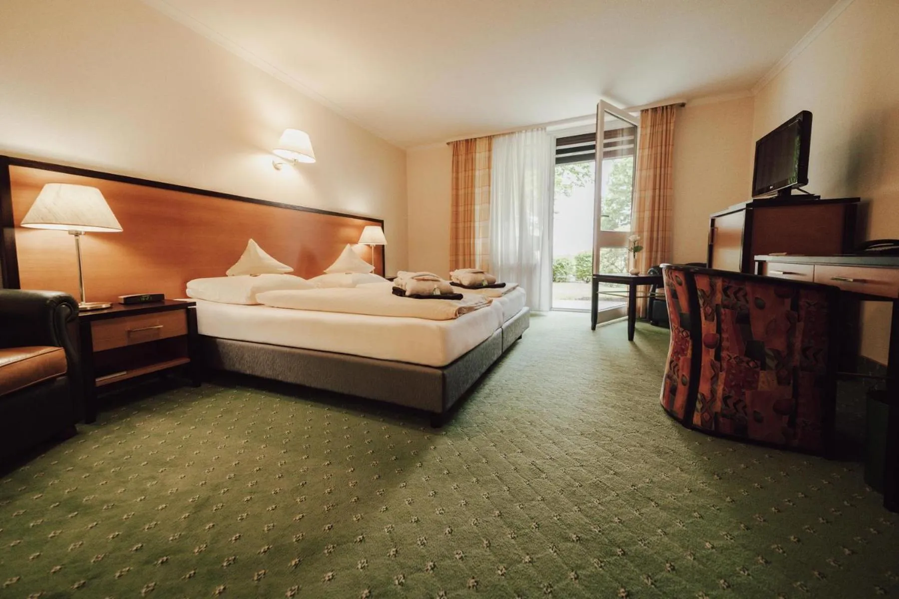 Photo of the whole room, Bed in Hotel Summerhof