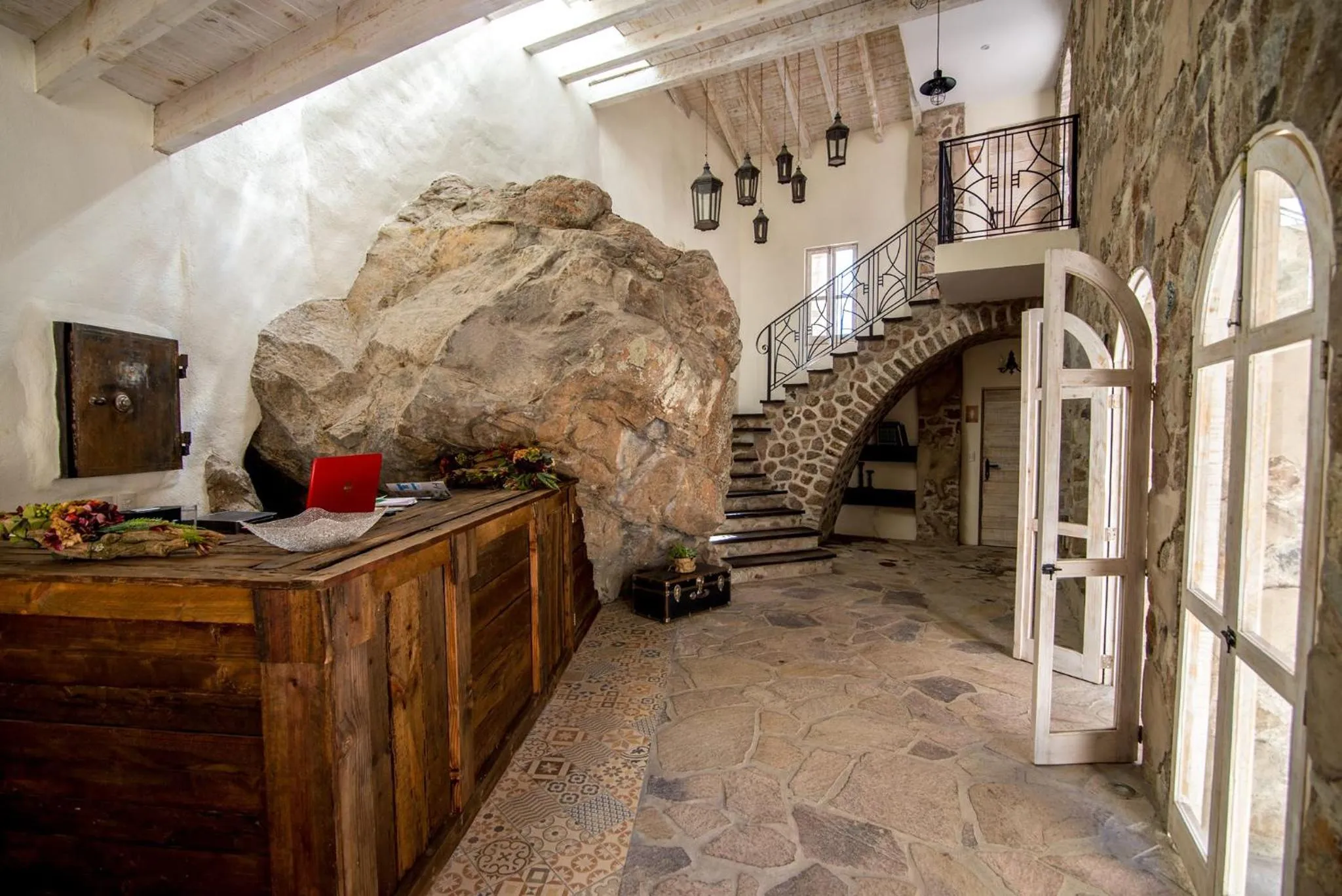 Property building in Hotel de Piedra