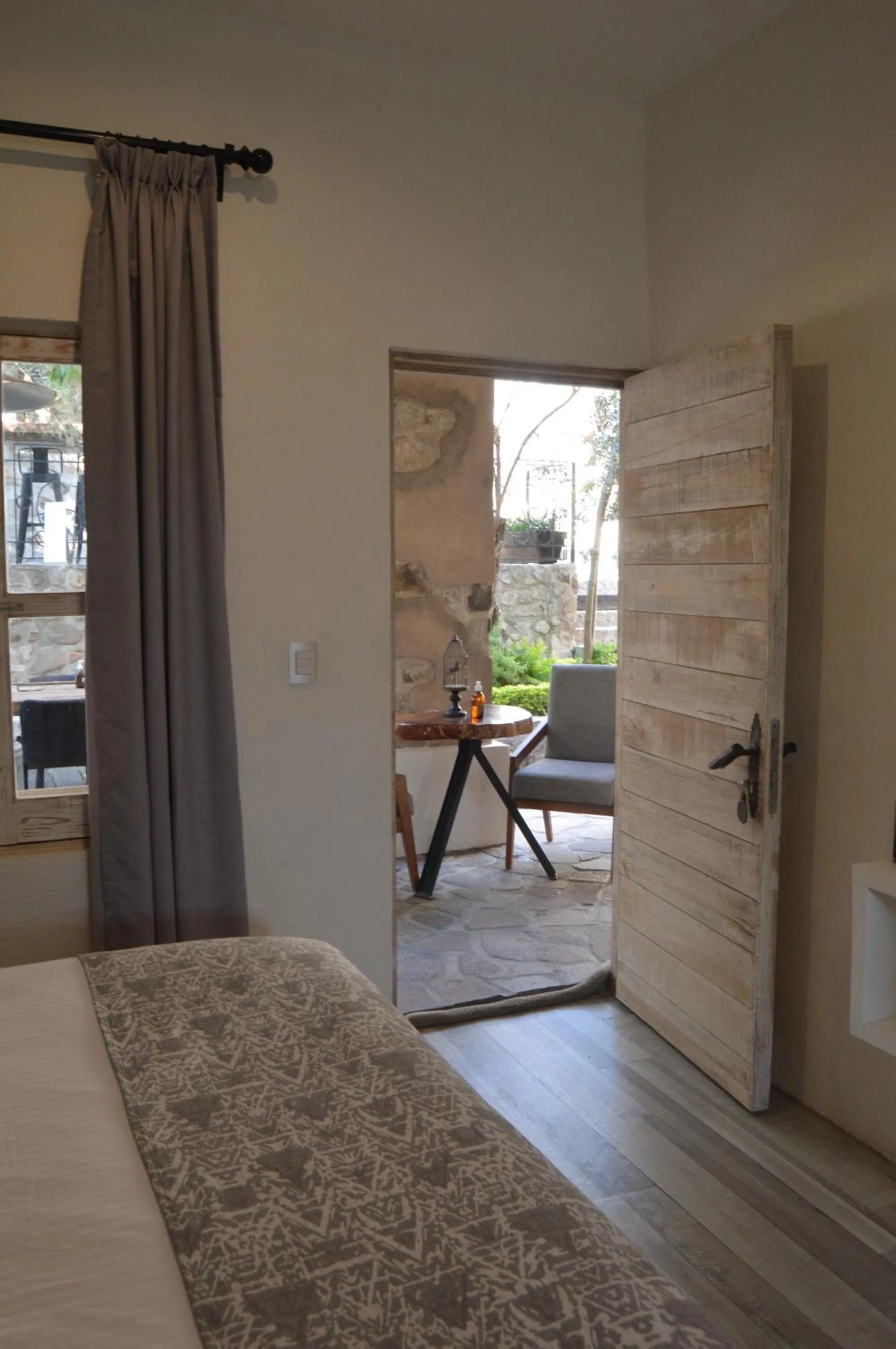 Photo of the whole room, Bed in Hotel de Piedra