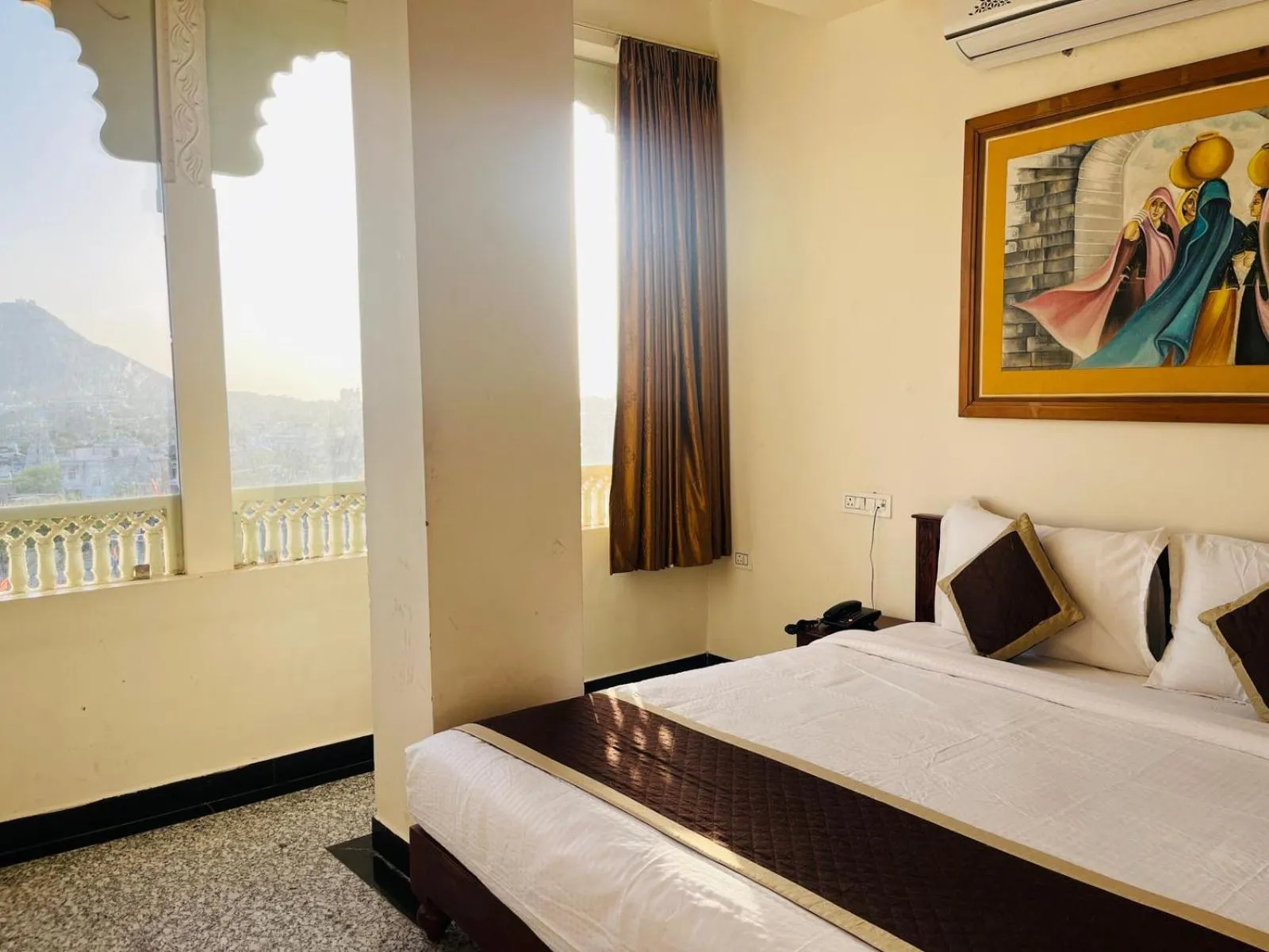 Mountain view, Bed in Teerth Palace Pushkar