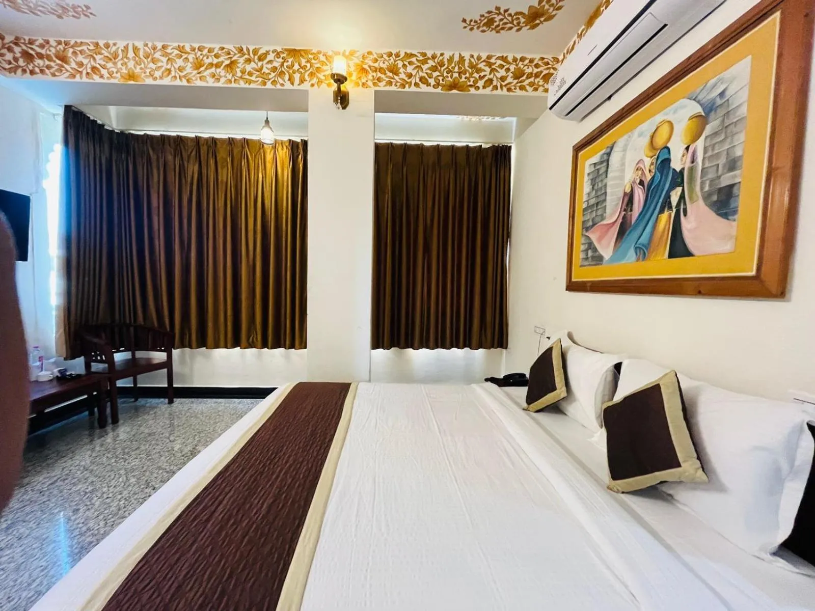 Bed in Teerth Palace Pushkar