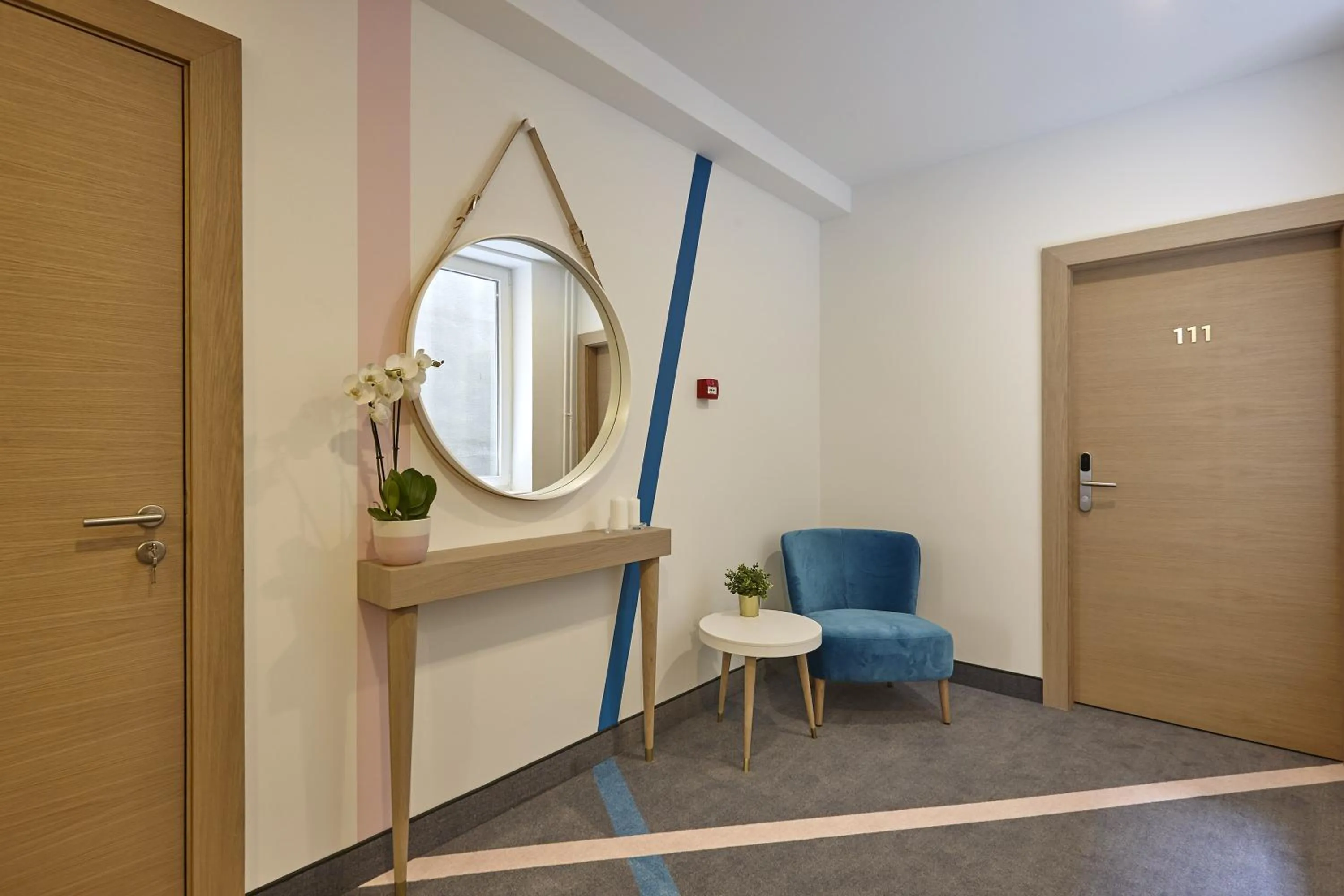 Lobby or reception in City Nest Modern & Cozy Suites