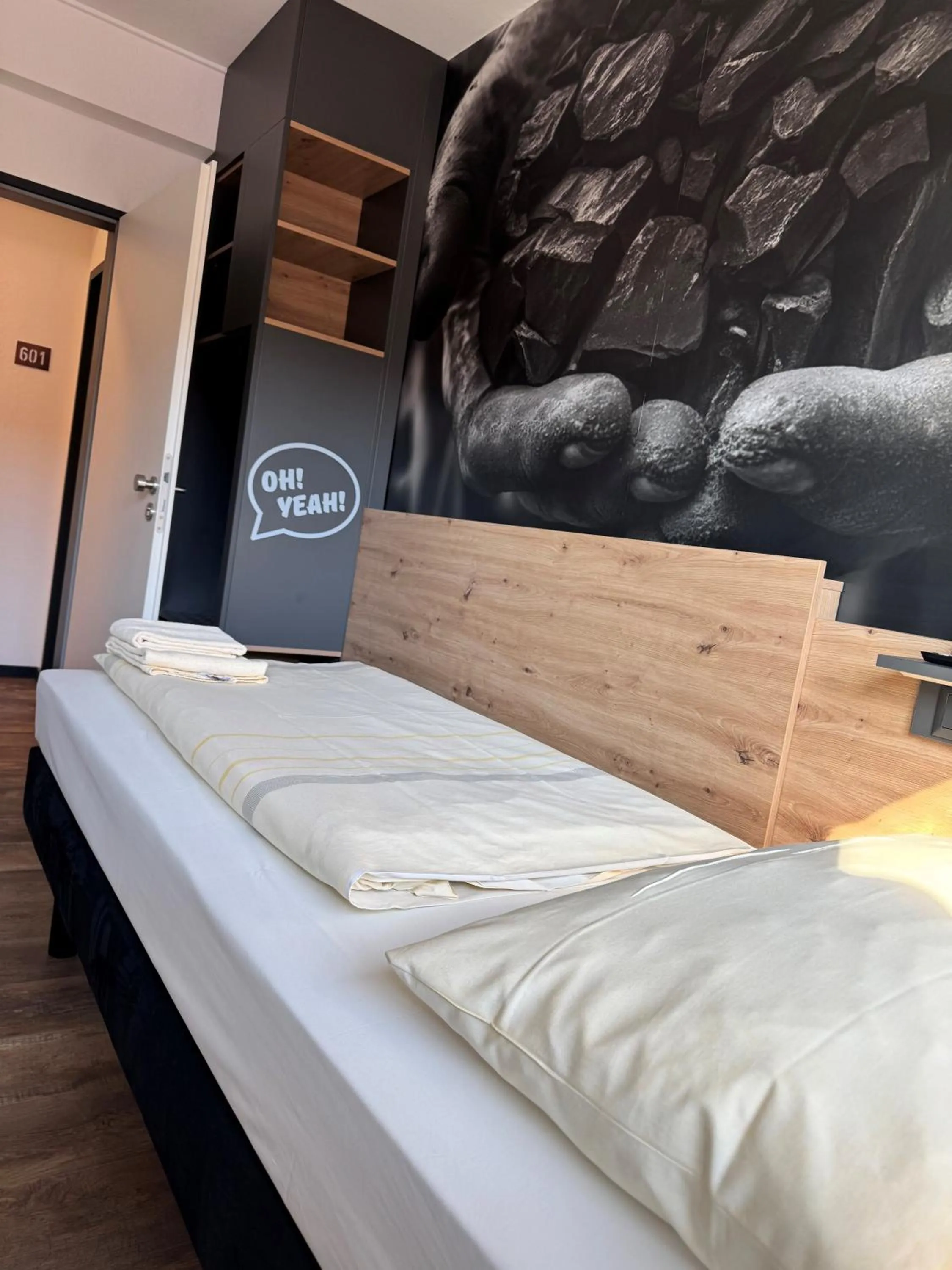 Bedroom, Bed in DJH Jugendgästehaus Adolph Kolping