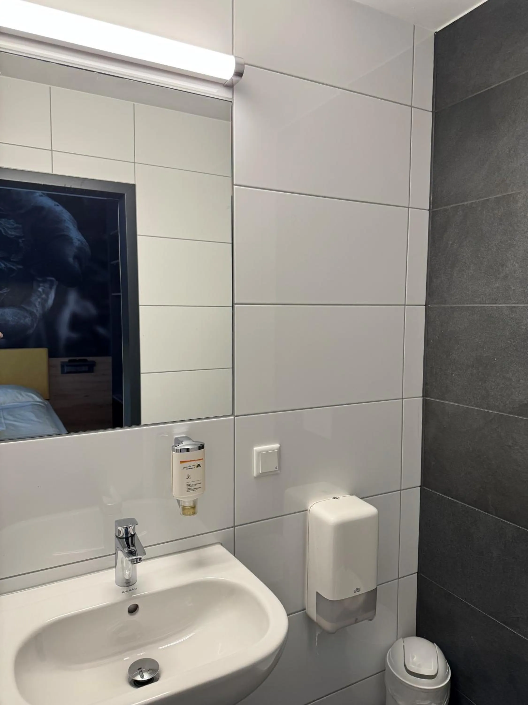 Bathroom in DJH Jugendgästehaus Adolph Kolping