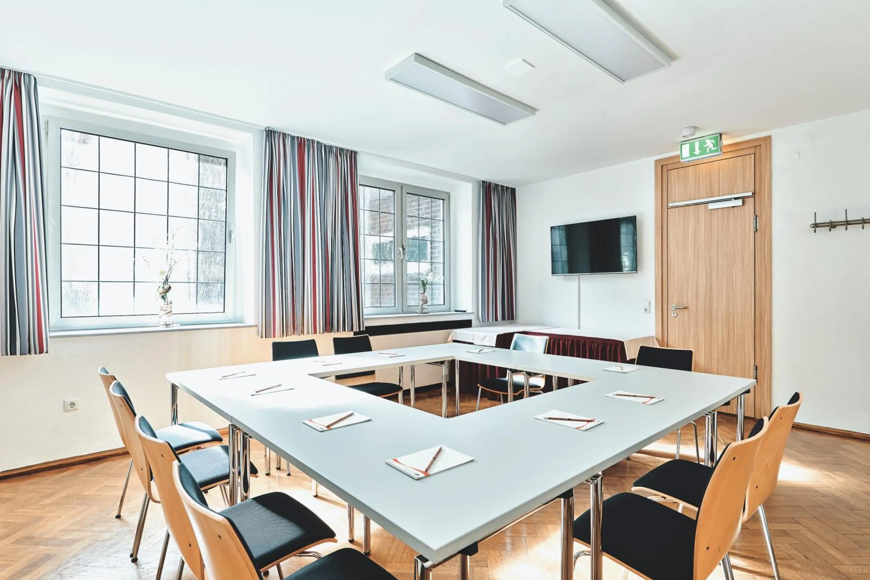 Meeting/conference room in DJH Jugendgästehaus Adolph Kolping