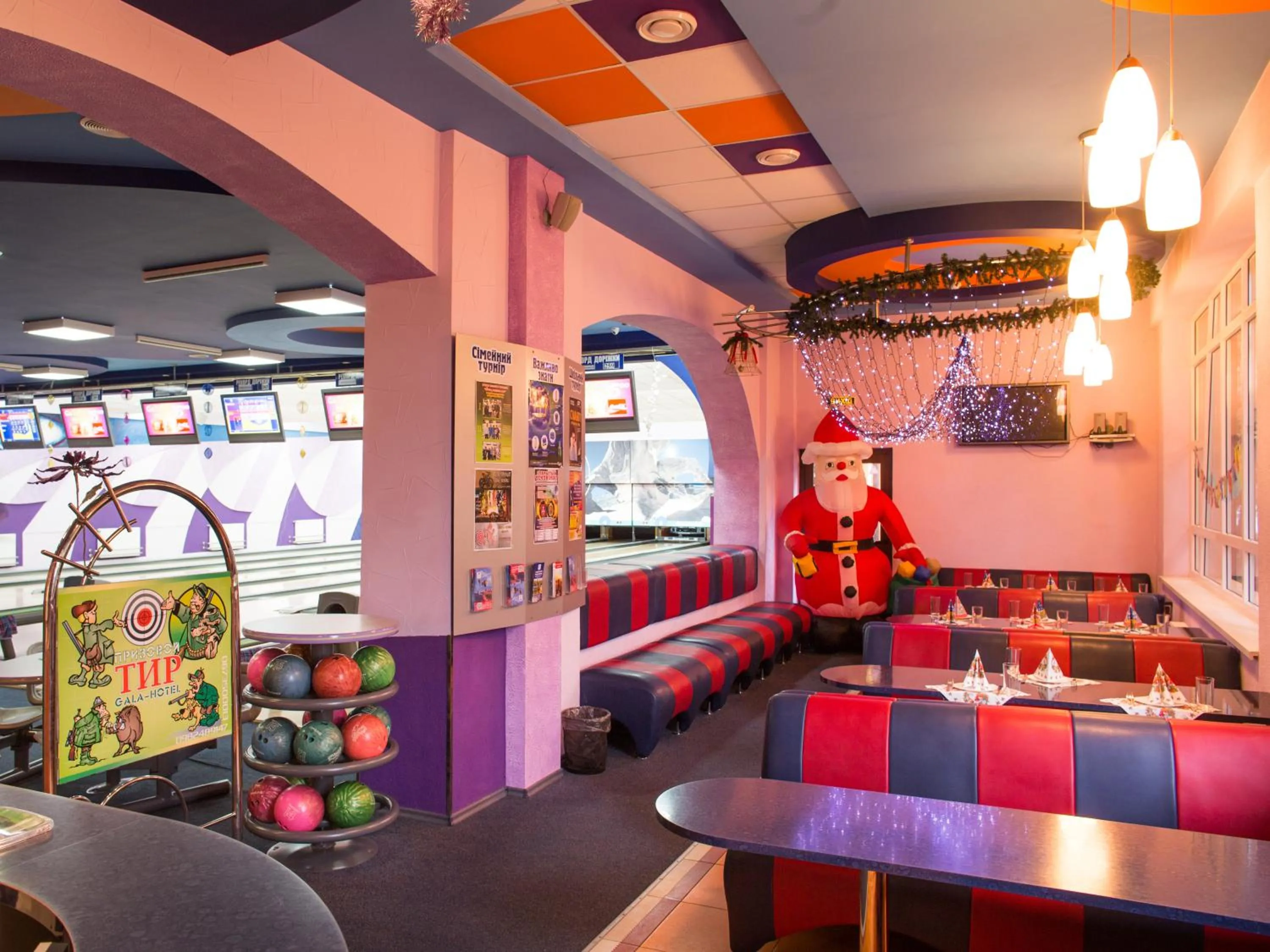 Restaurant/places to eat in Gala Hotel