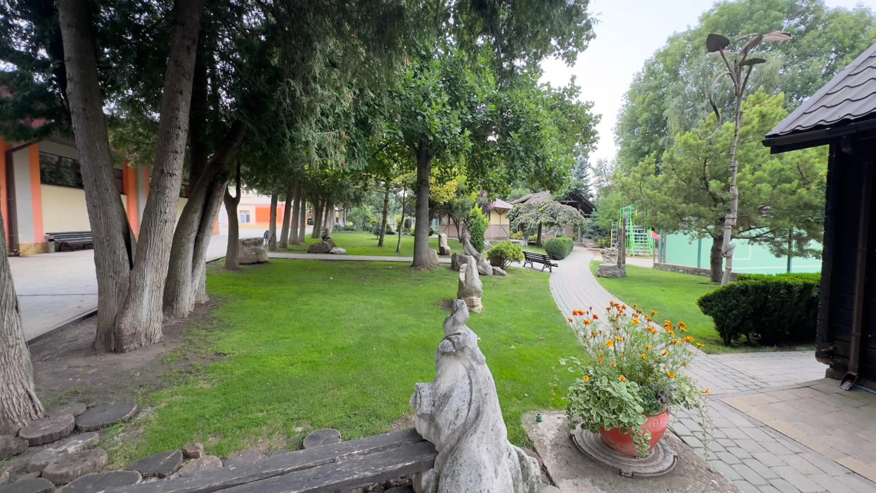 Gala Hotel