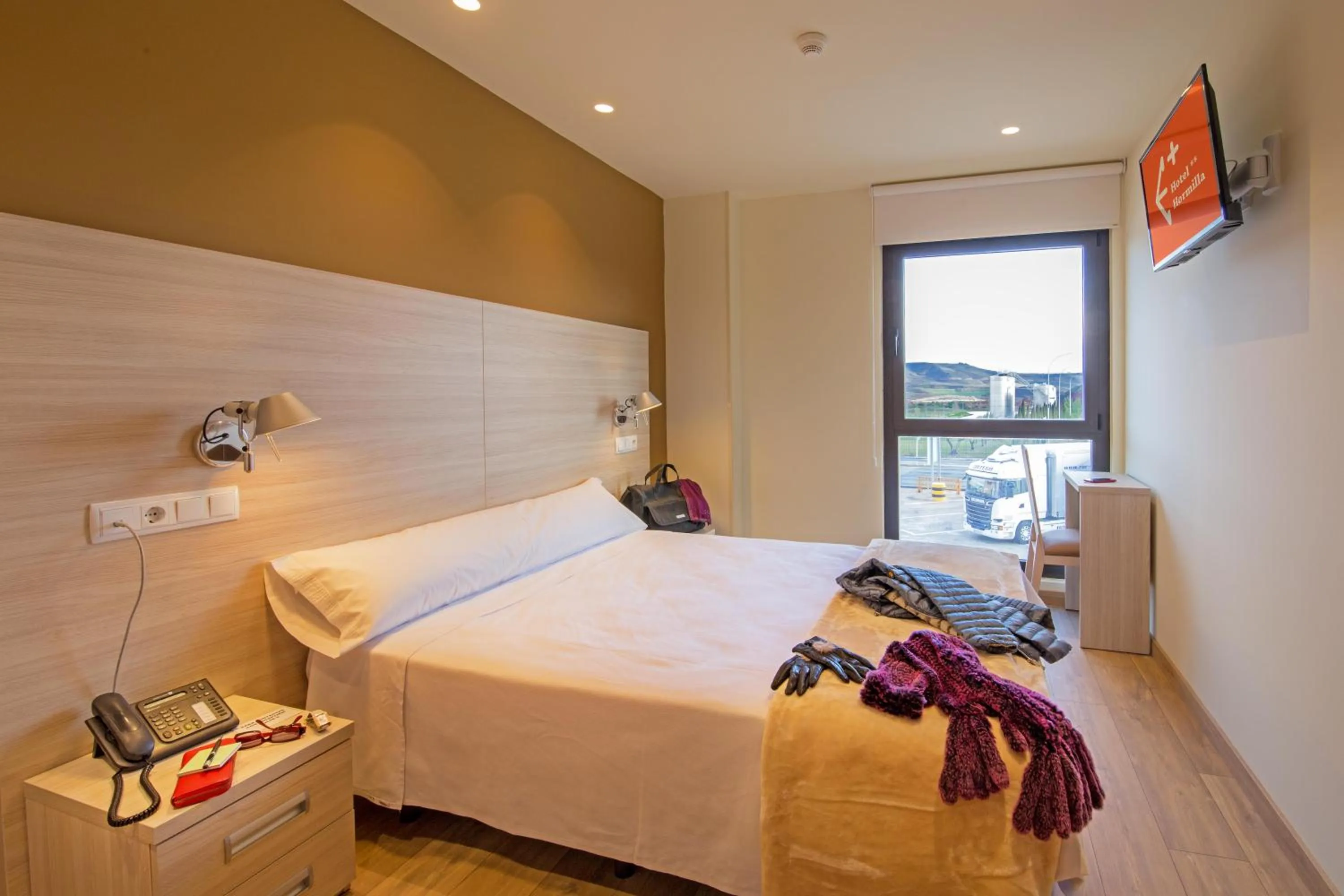 Other, Bed in Hotel Hormilla