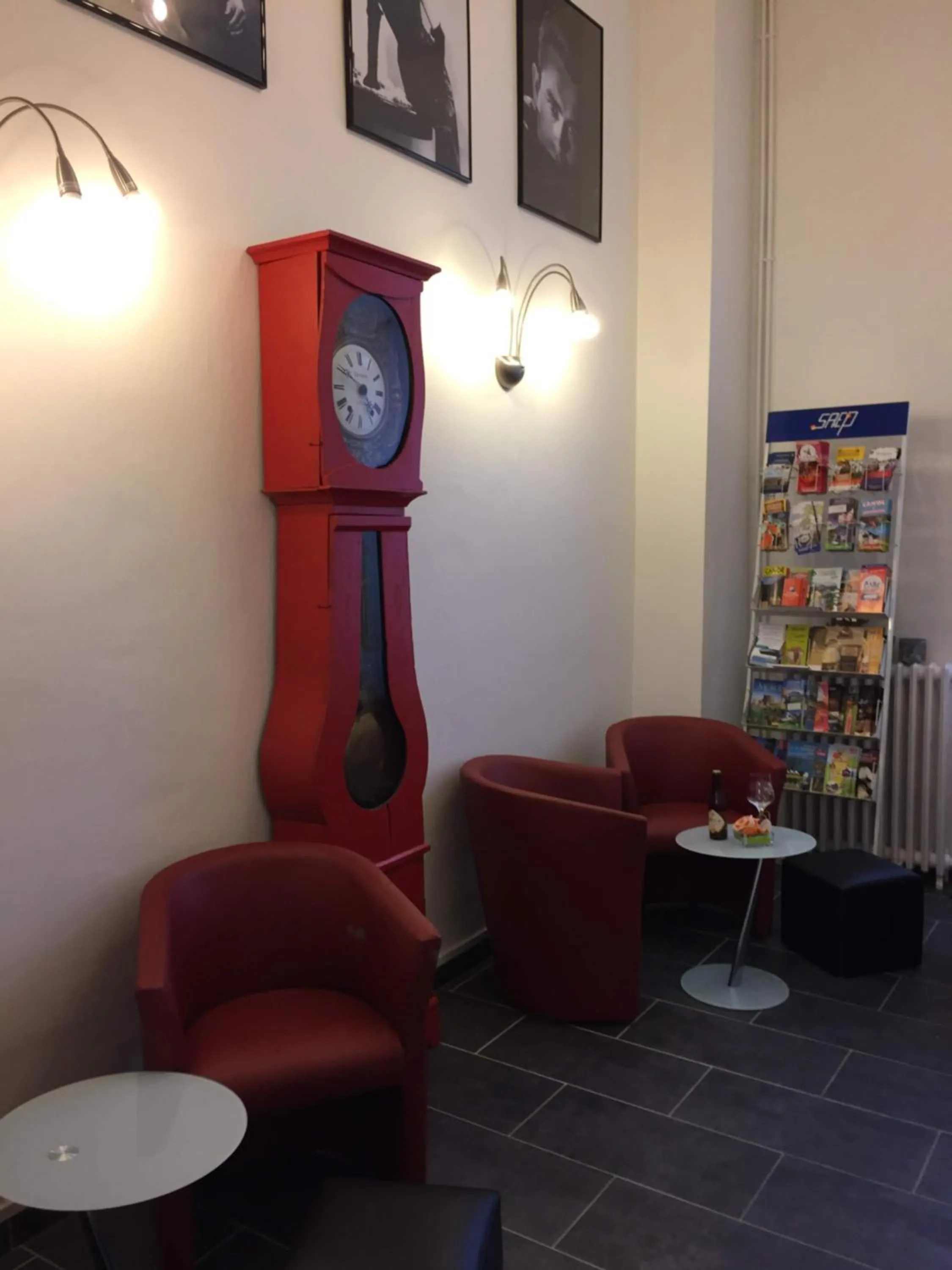 Living room in Hôtel de Londres
