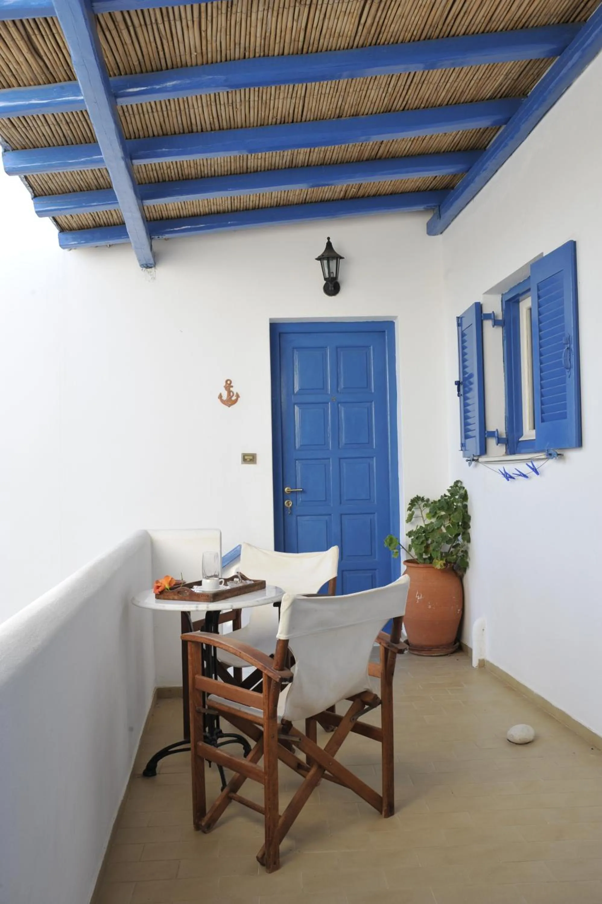 George's beach studios Aliki Paros