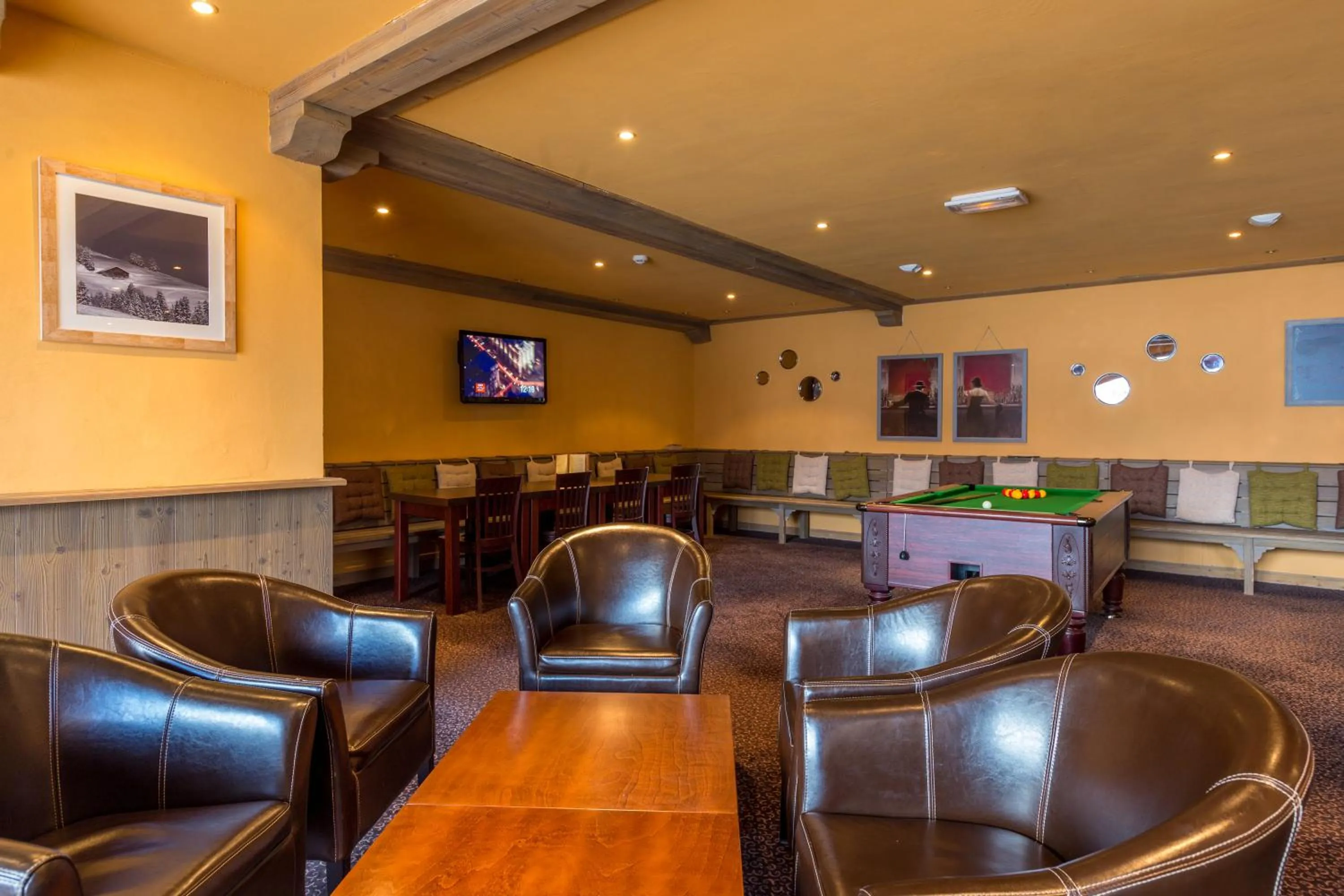 Lounge or bar in Sun Valley Residence