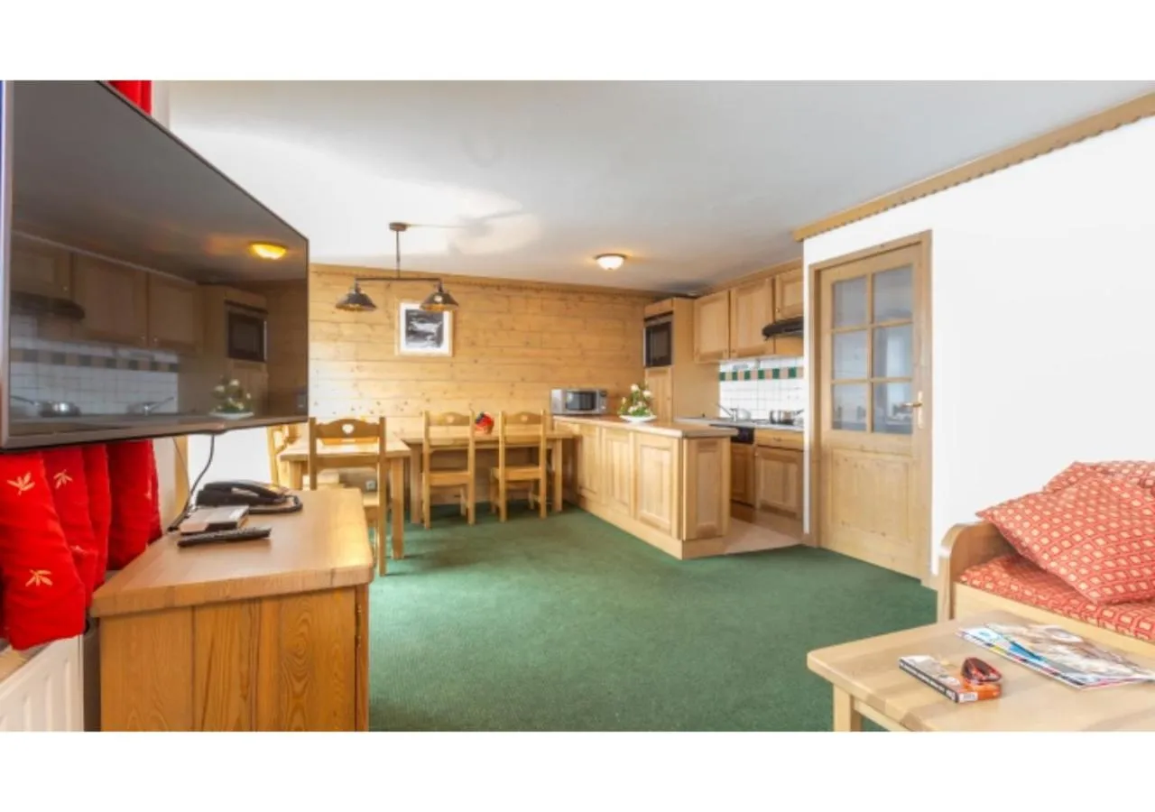 Living room in Sun Valley Residence