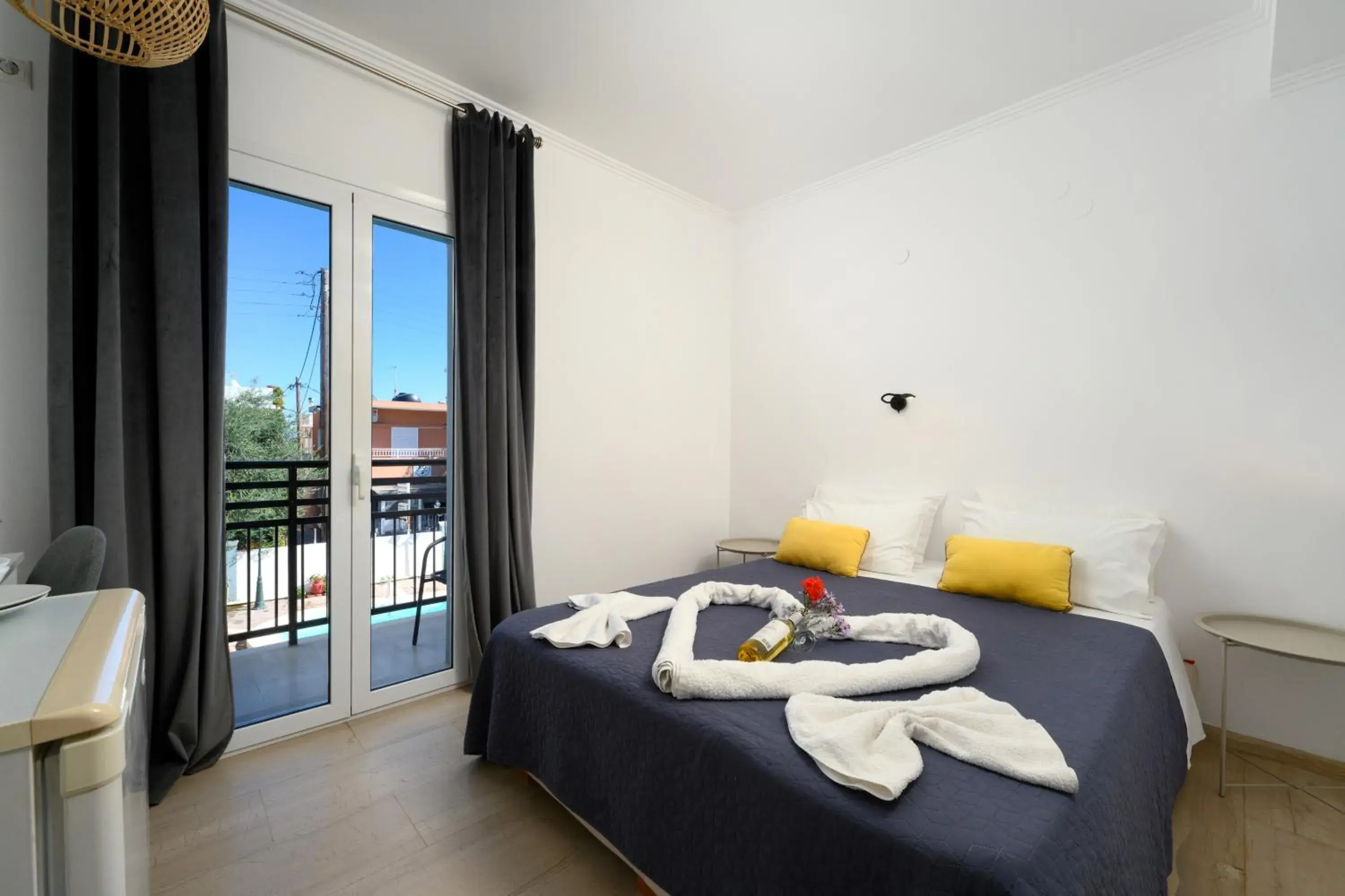 Bed in Aquarius Beach Hotel Bed in Aquarius Beach Hotel